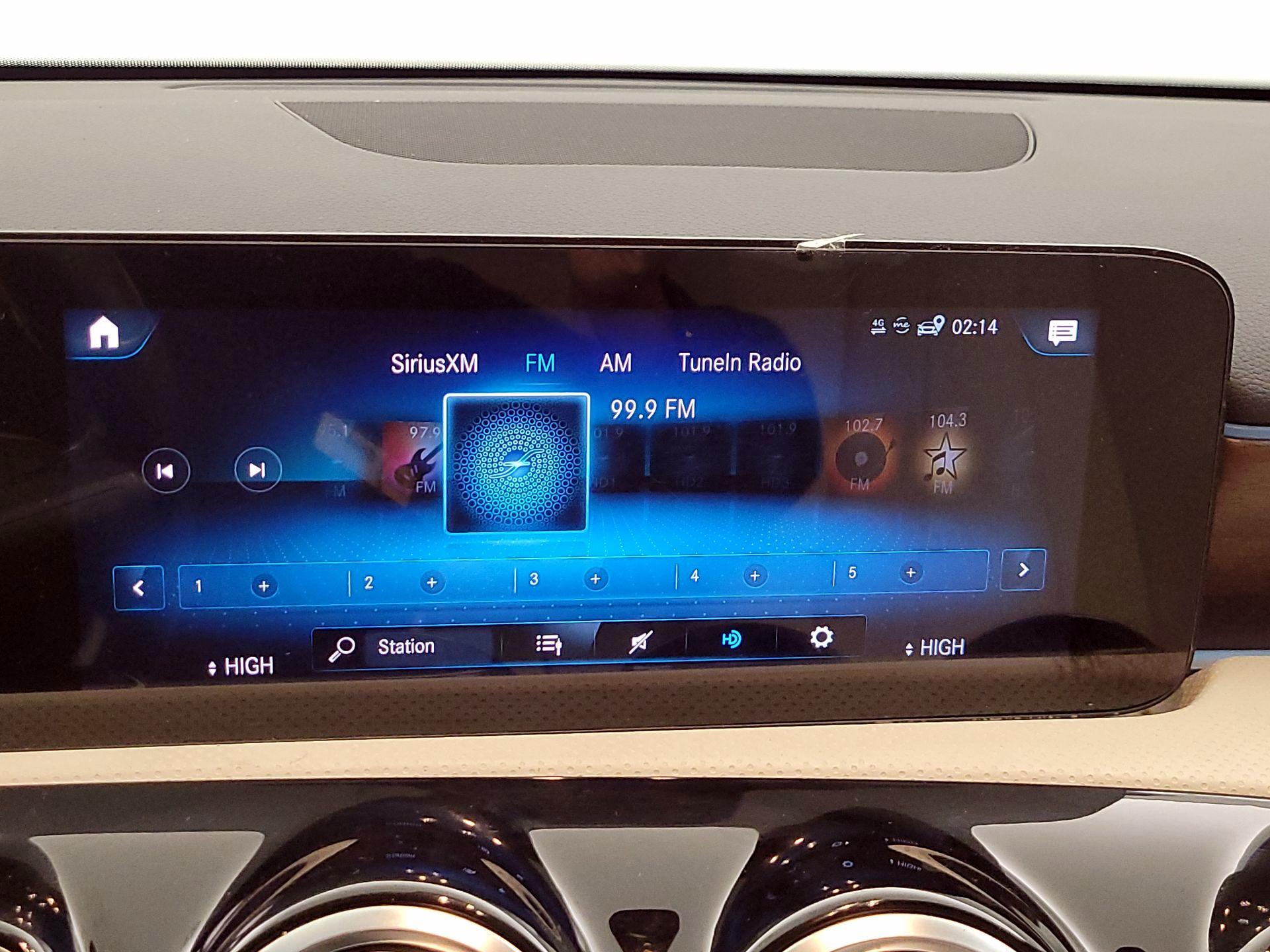 Thumbnail: 2022 Mercedes-Benz A-Class - 15