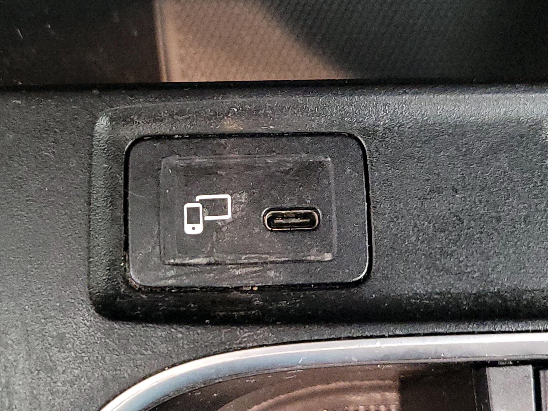 Thumbnail: 2022 Mercedes-Benz A-Class - 18