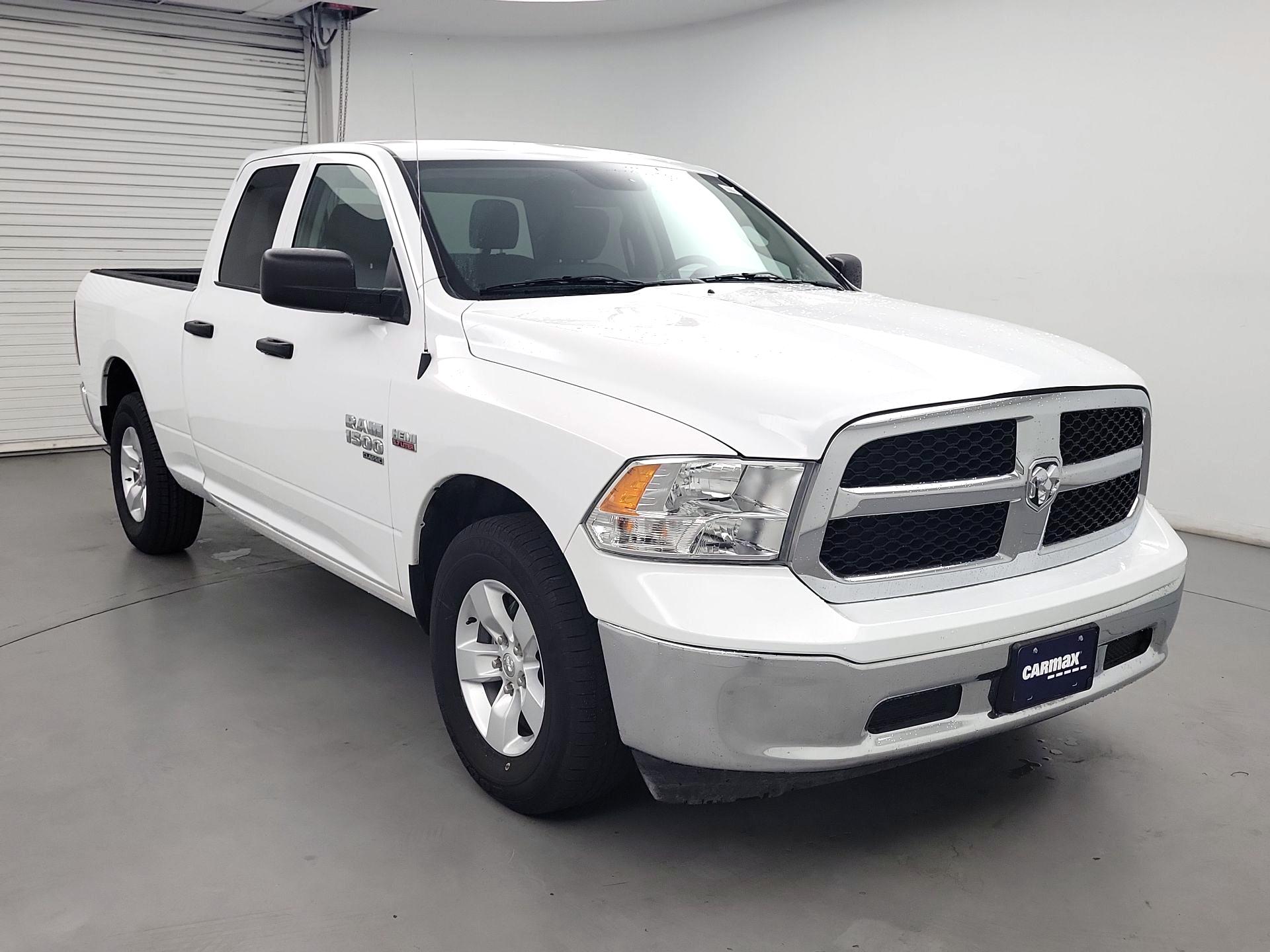 Thumbnail: 2021 RAM 1500 Classic - 1