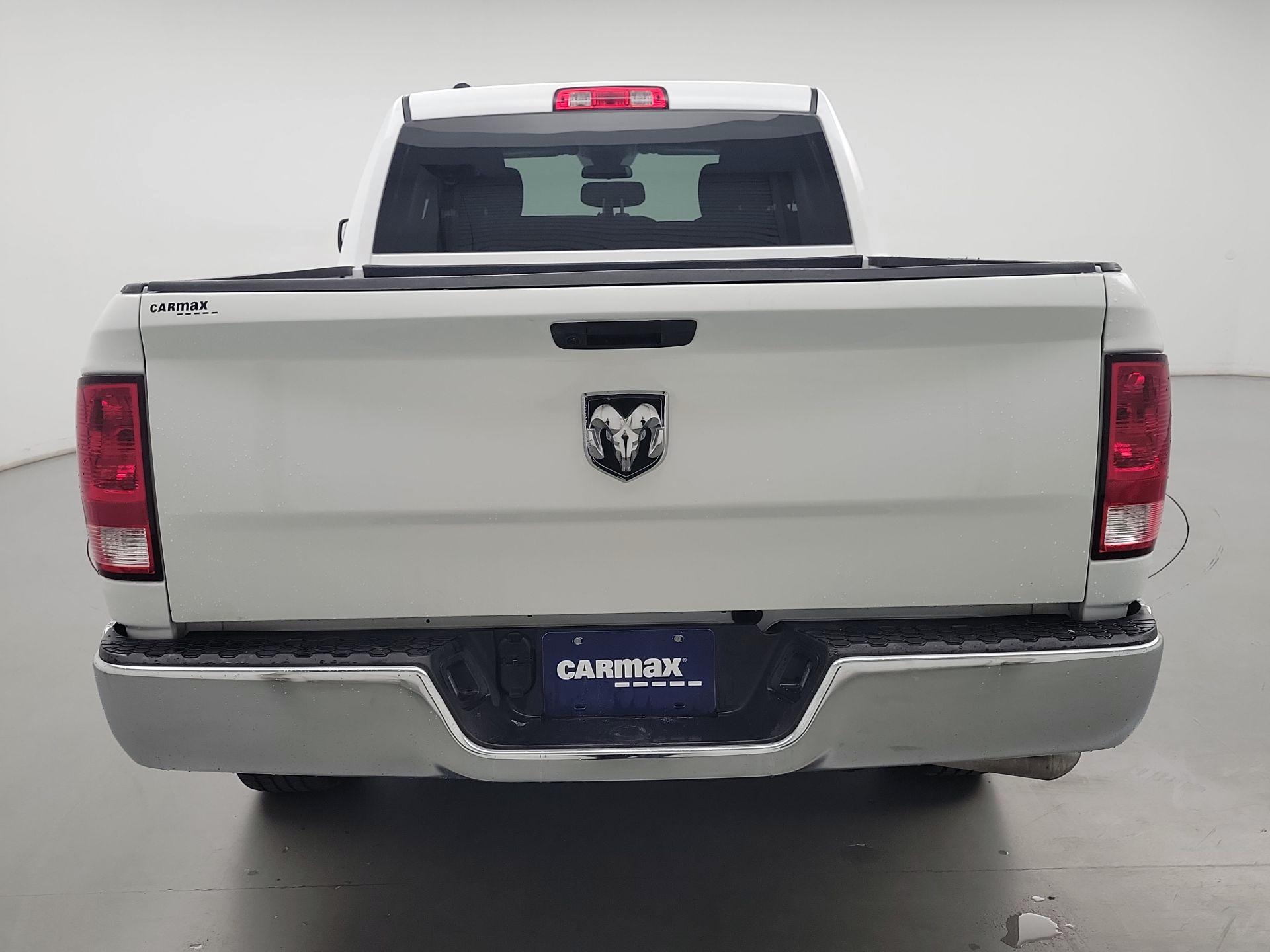 Thumbnail: 2021 RAM 1500 Classic - 6