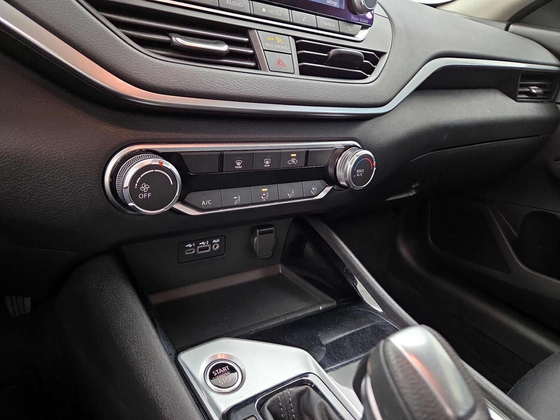 Thumbnail: 2021 Nissan Altima - 16