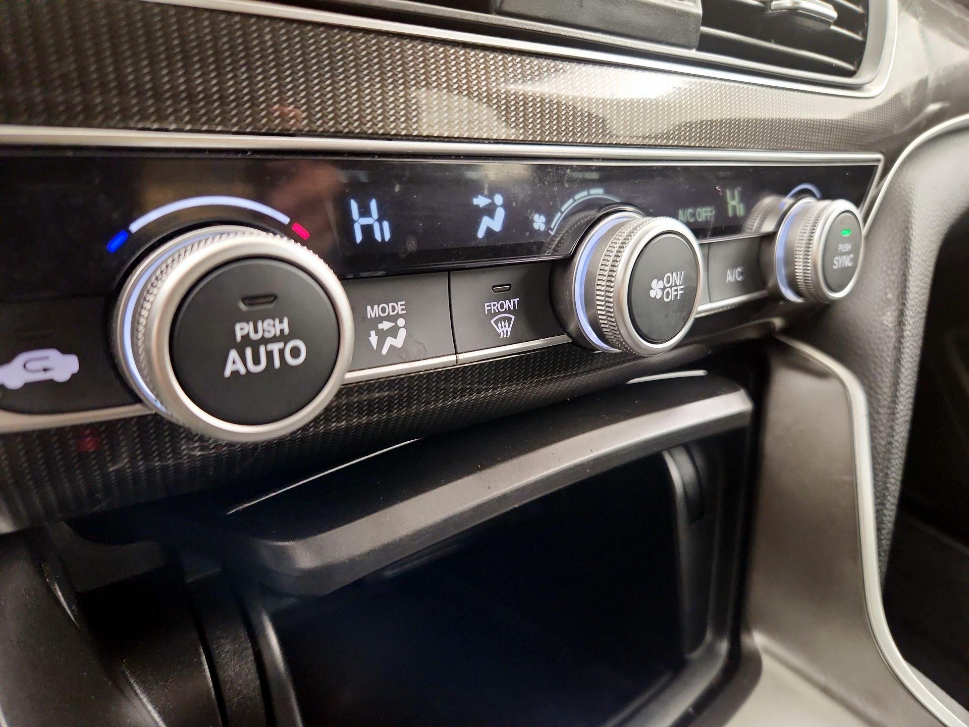 Thumbnail: 2022 Honda Accord - 16