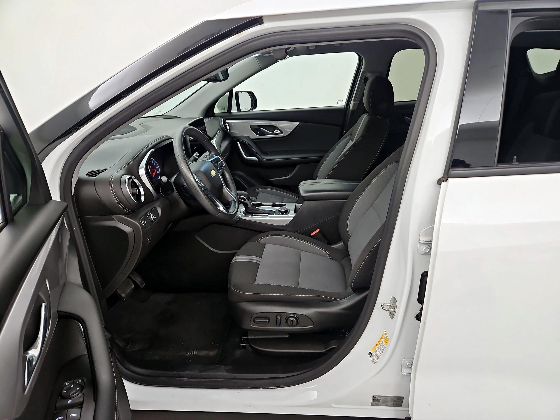 Thumbnail: 2023 Chevrolet Blazer - 11