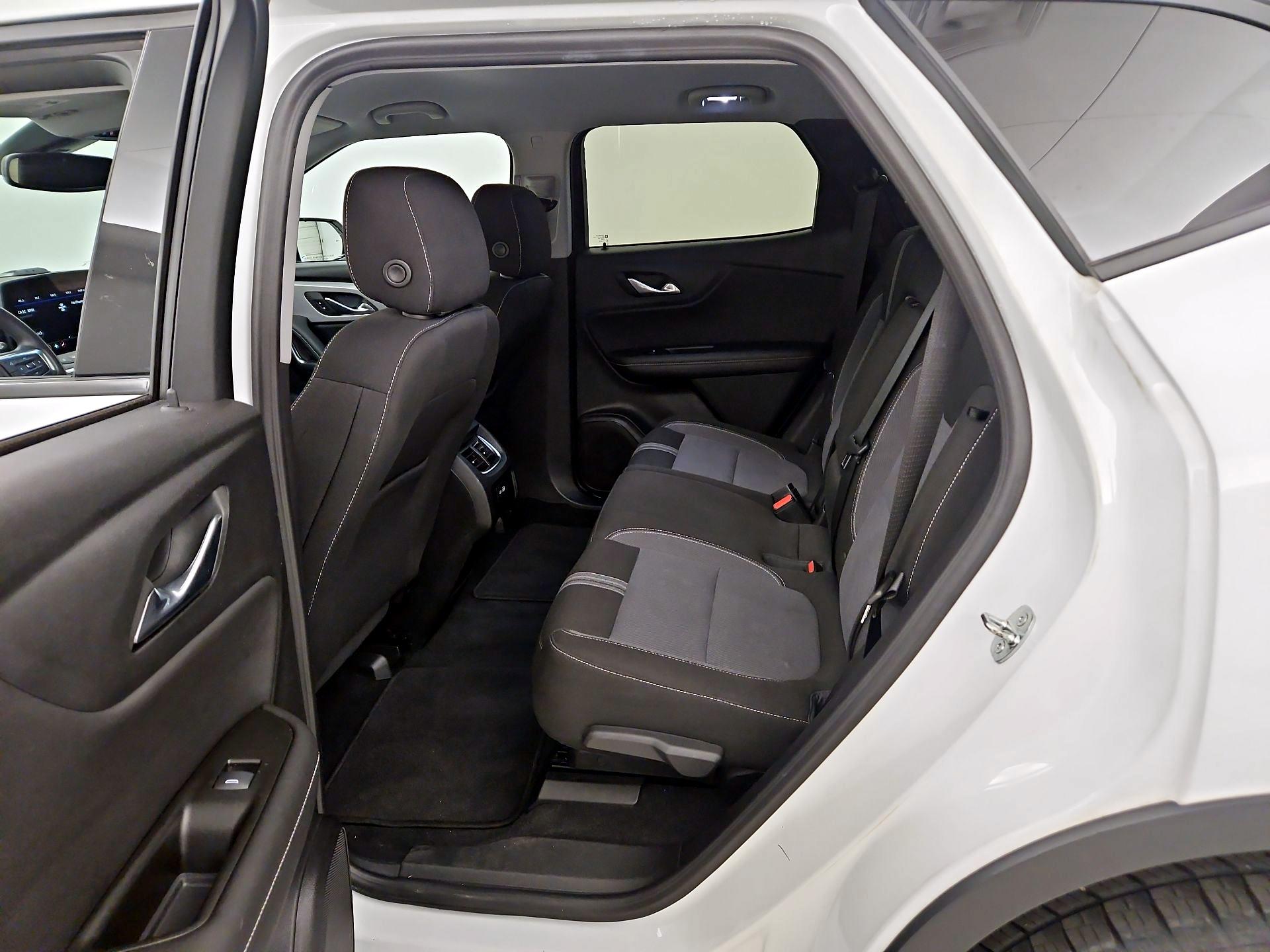 Thumbnail: 2023 Chevrolet Blazer - 19