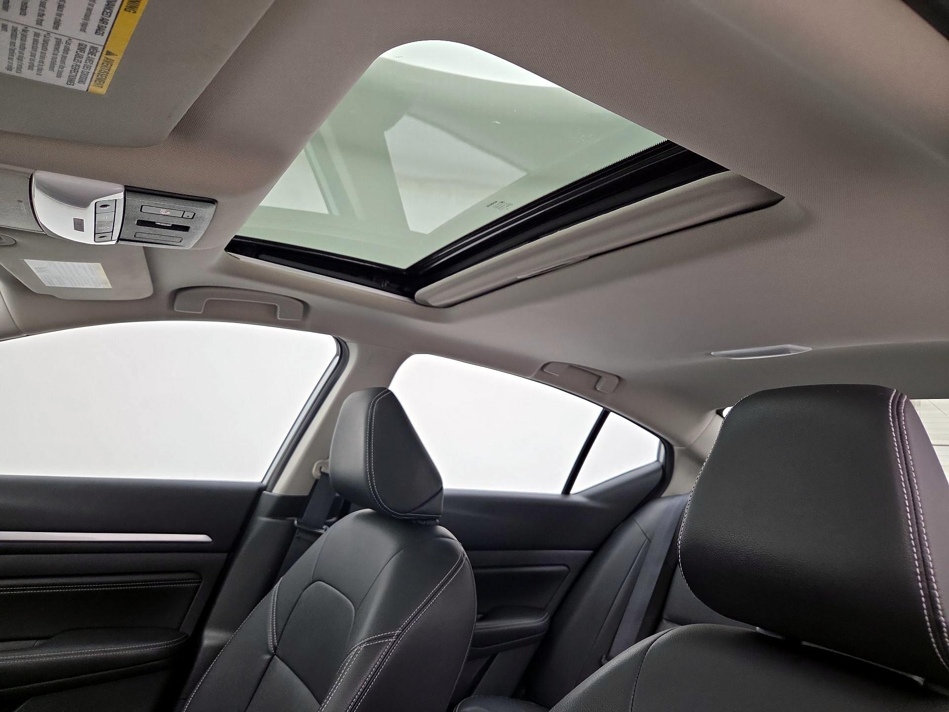 Thumbnail: 2022 Nissan Altima - 20