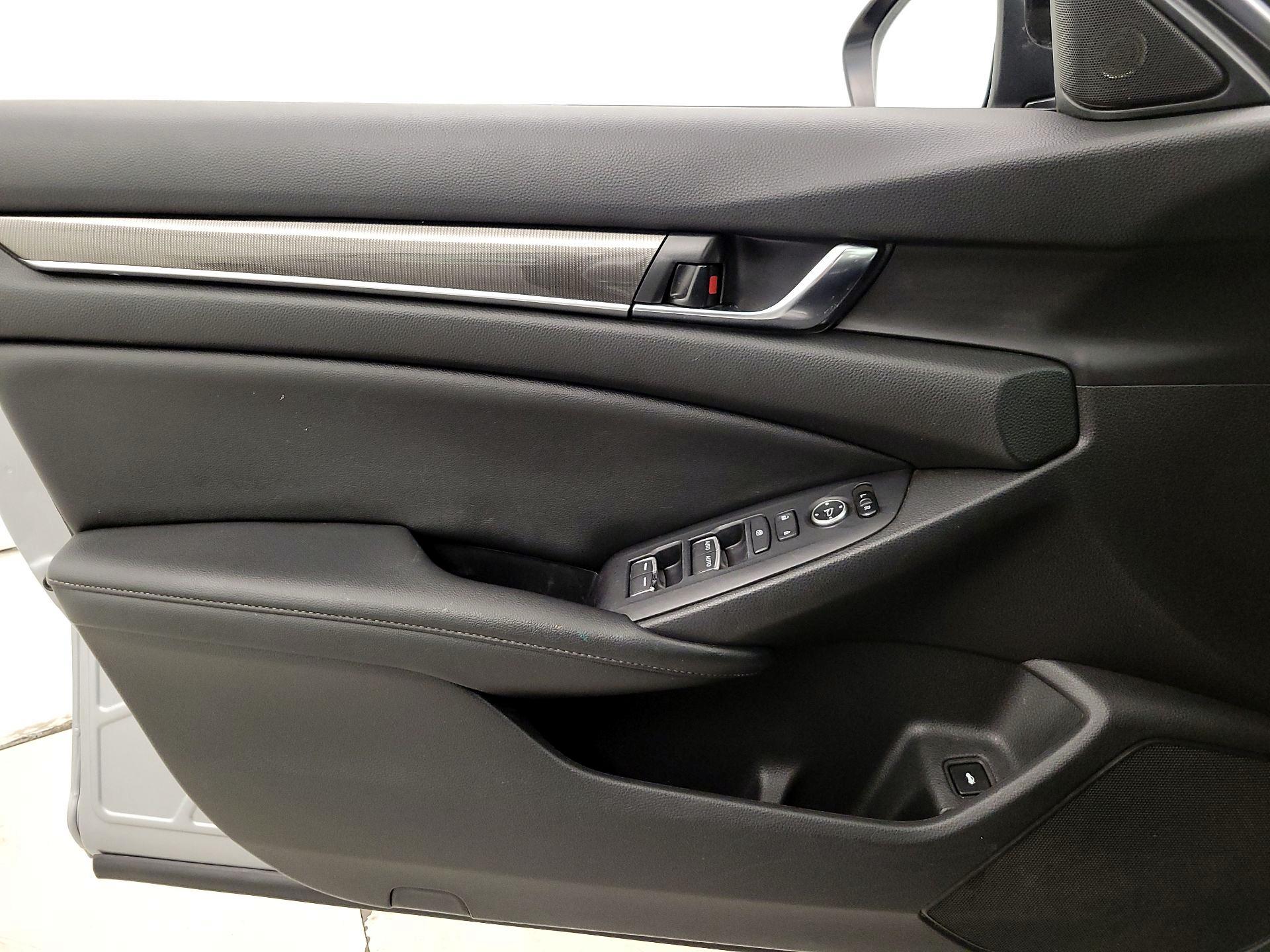 Thumbnail: 2021 Honda Accord - 12