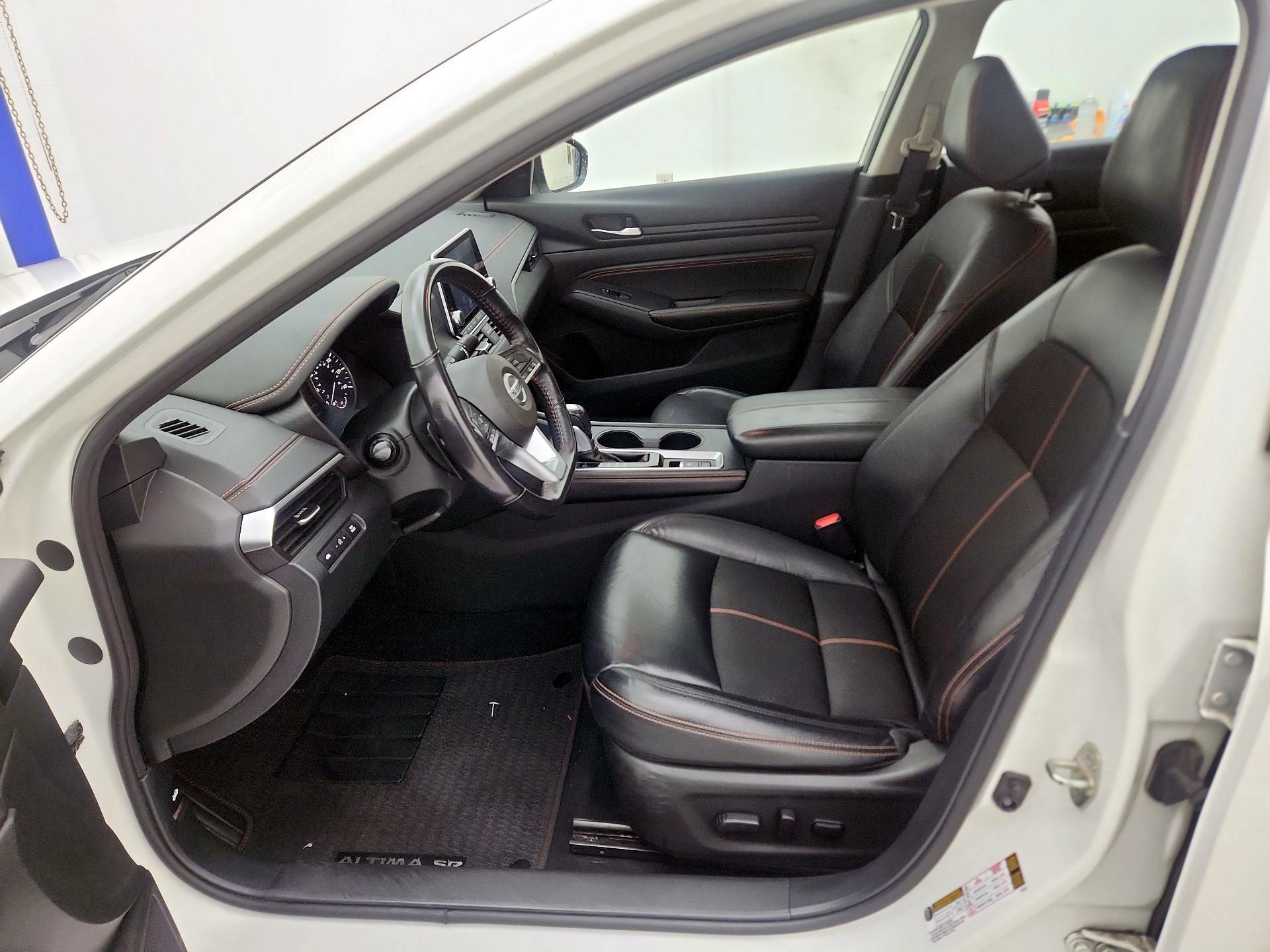 Thumbnail: 2022 Nissan Altima - 11