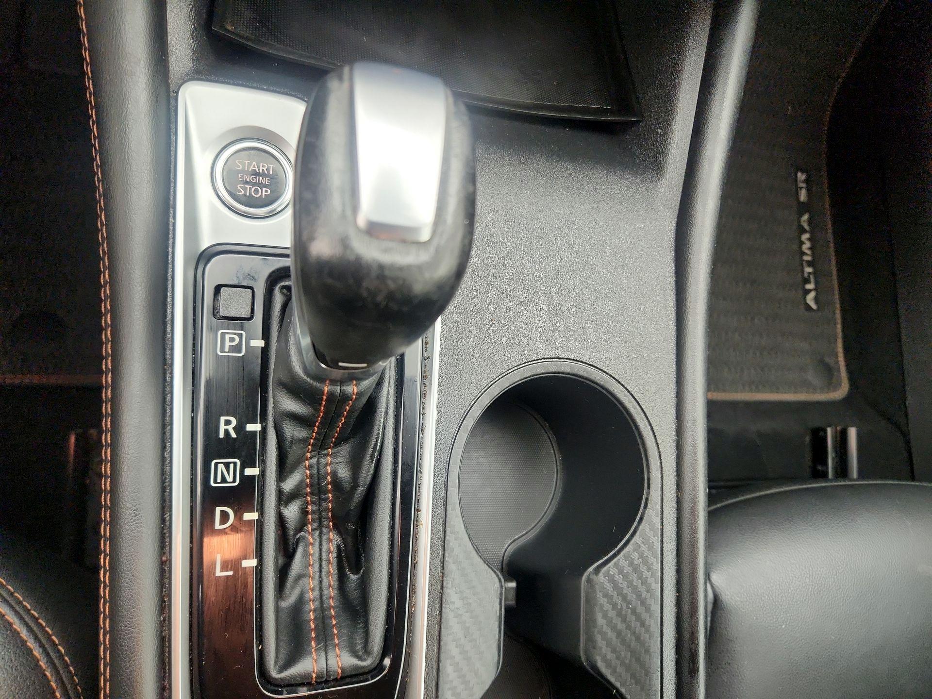 Thumbnail: 2022 Nissan Altima - 17