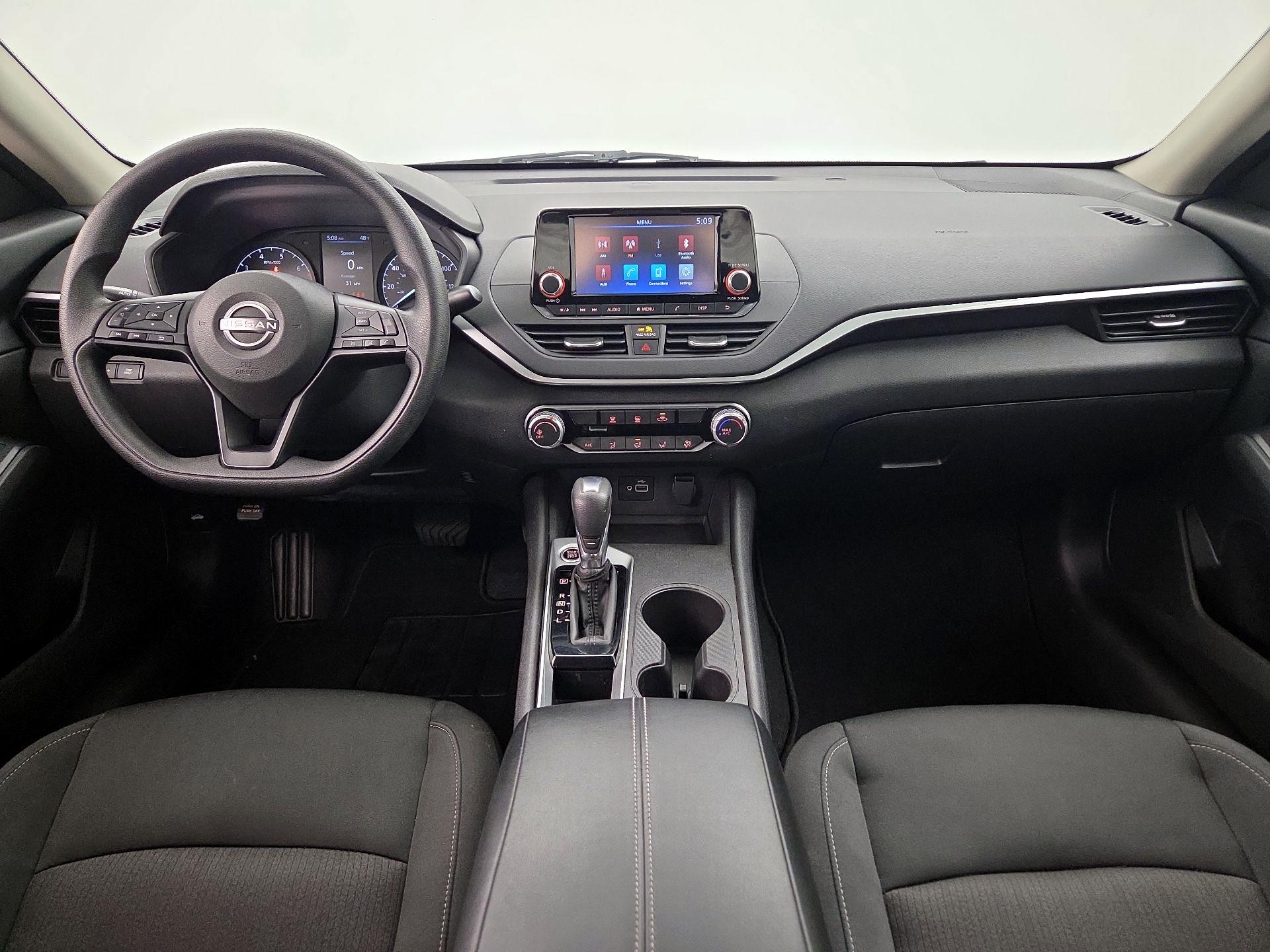 Thumbnail: 2023 Nissan Altima - 9