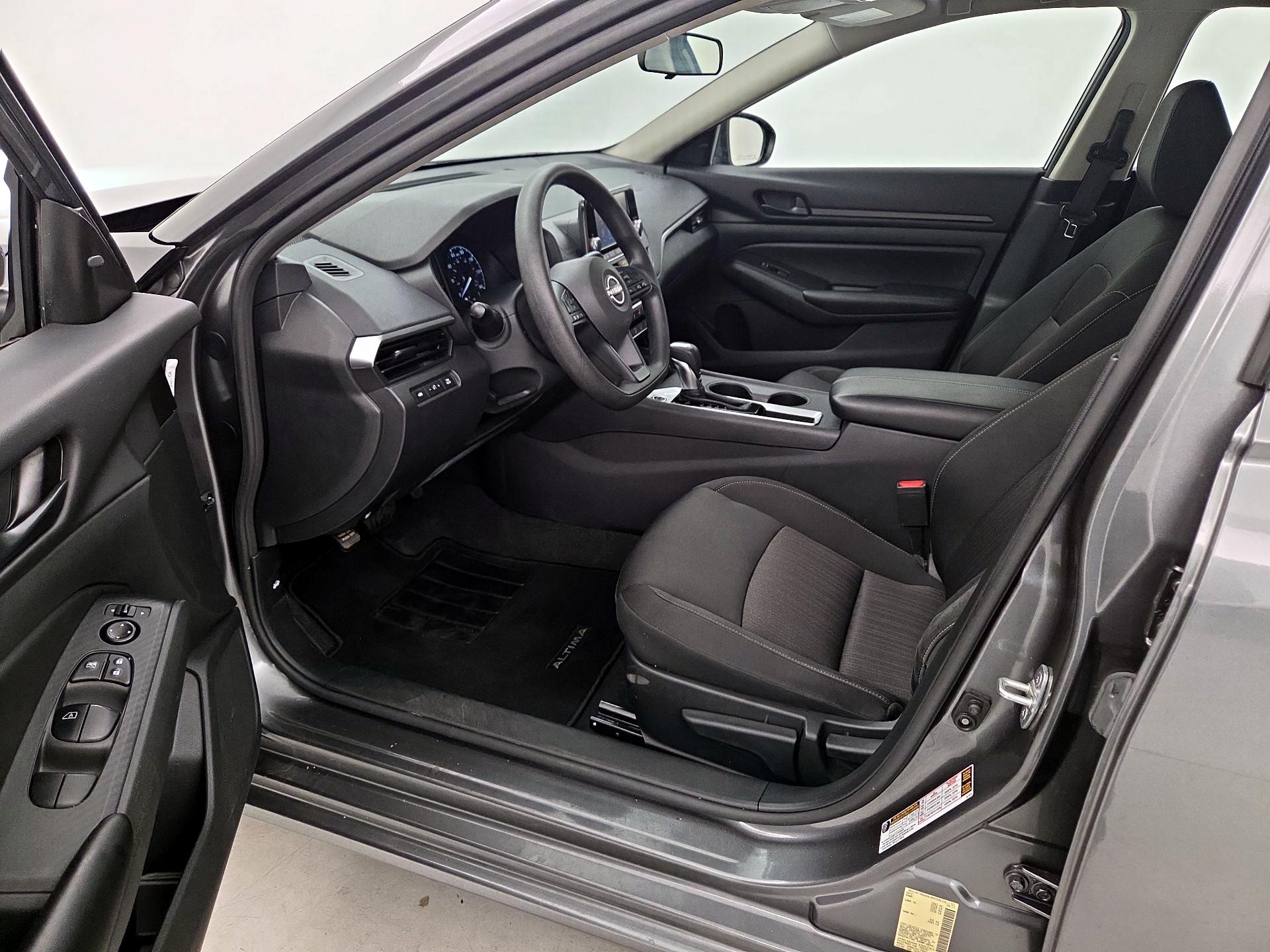 Thumbnail: 2023 Nissan Altima - 11