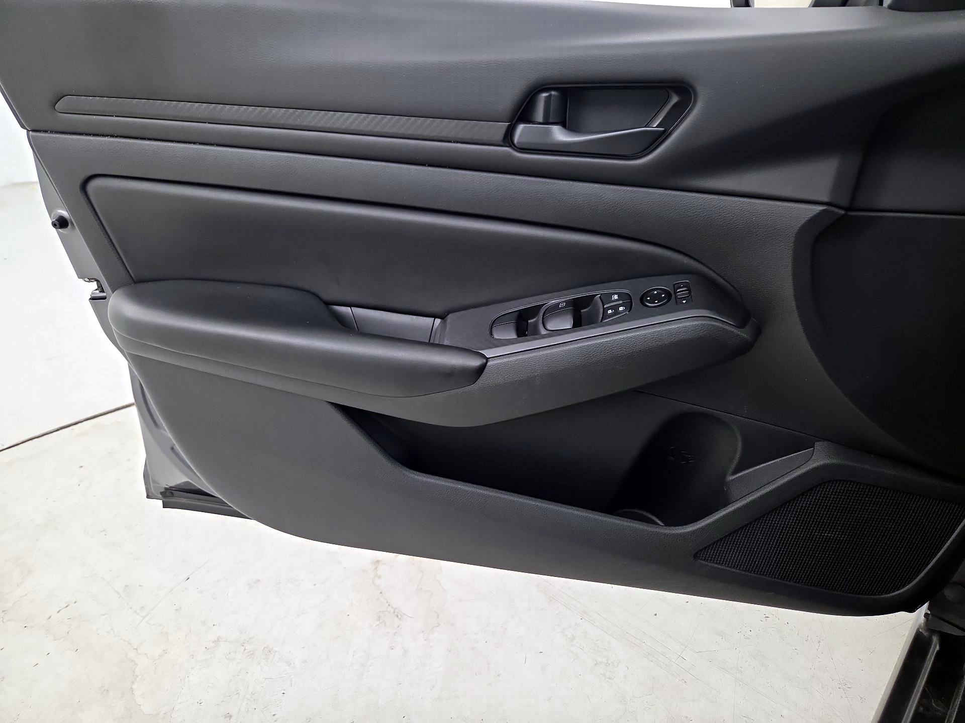 Thumbnail: 2023 Nissan Altima - 12