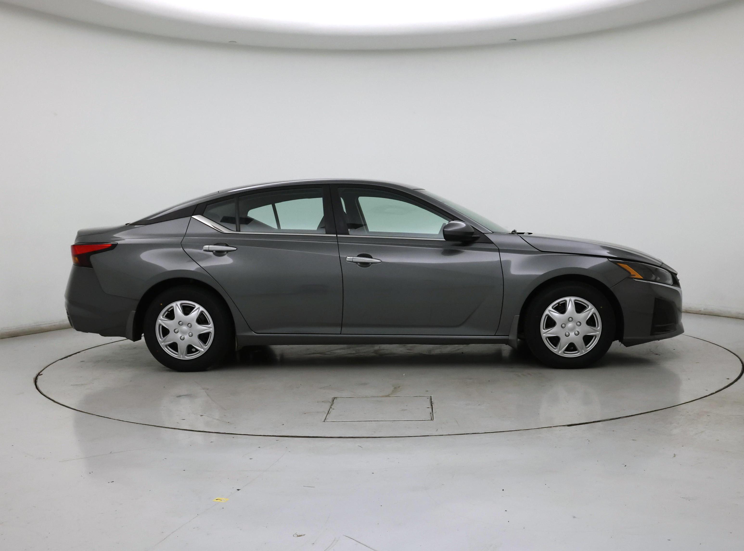 Thumbnail: 2023 Nissan Altima - 7