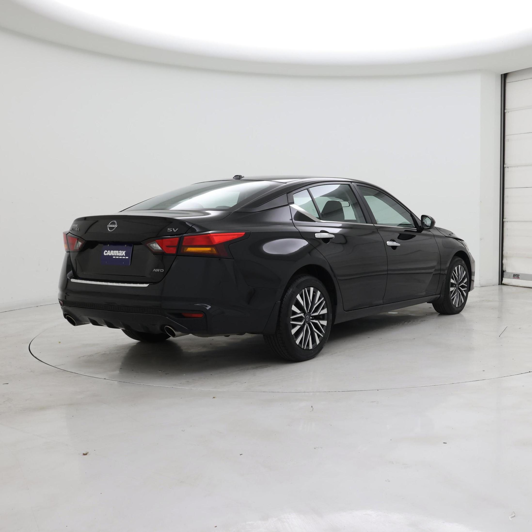 Thumbnail: 2023 Nissan Altima - 8