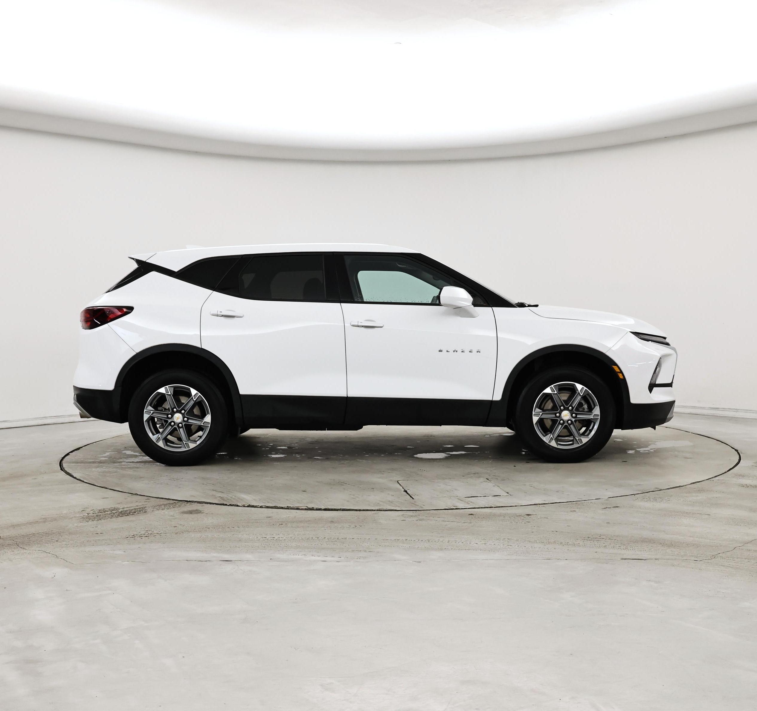 Thumbnail: 2023 Chevrolet Blazer - 7