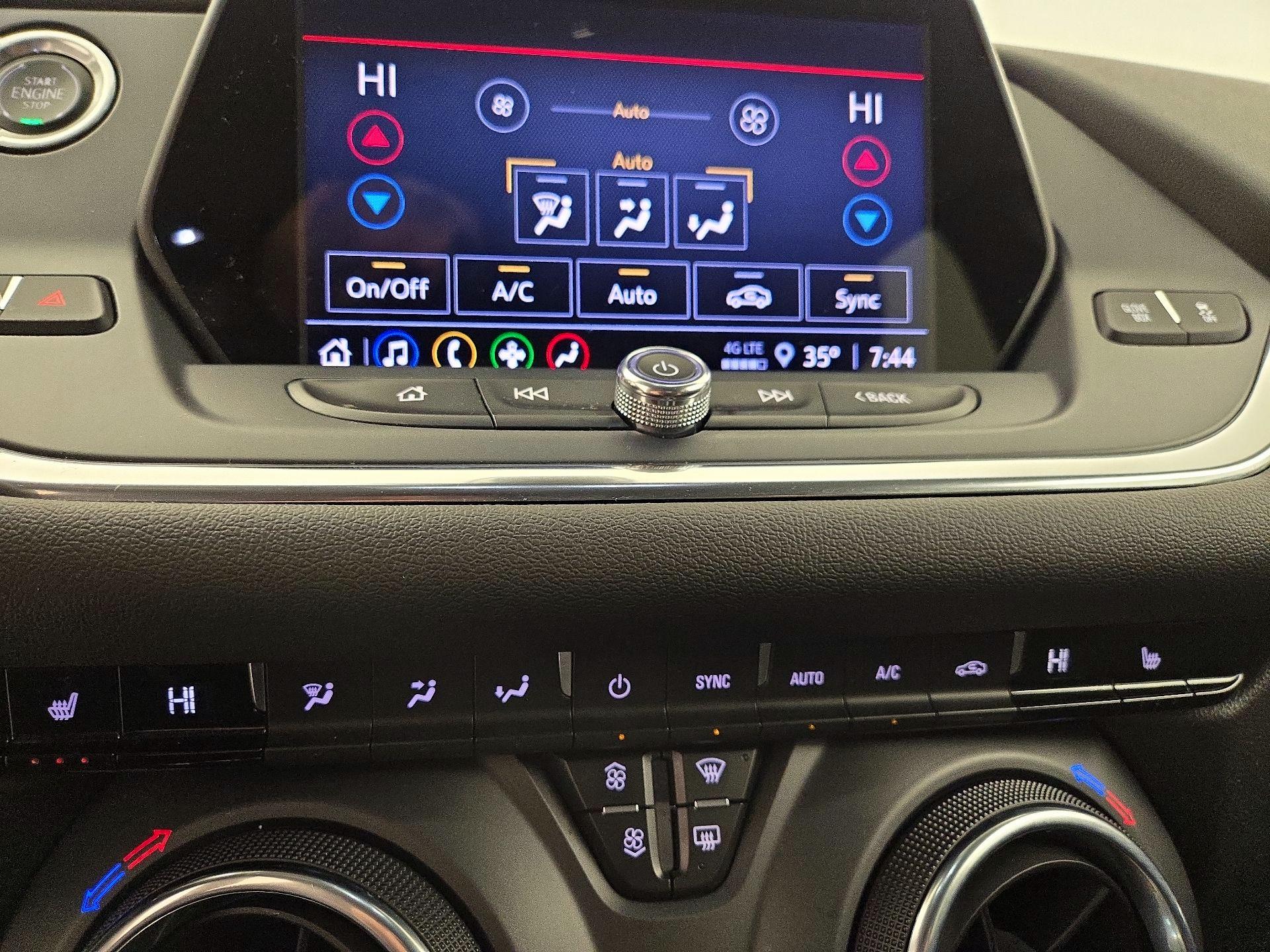 Thumbnail: 2022 Chevrolet Blazer - 16