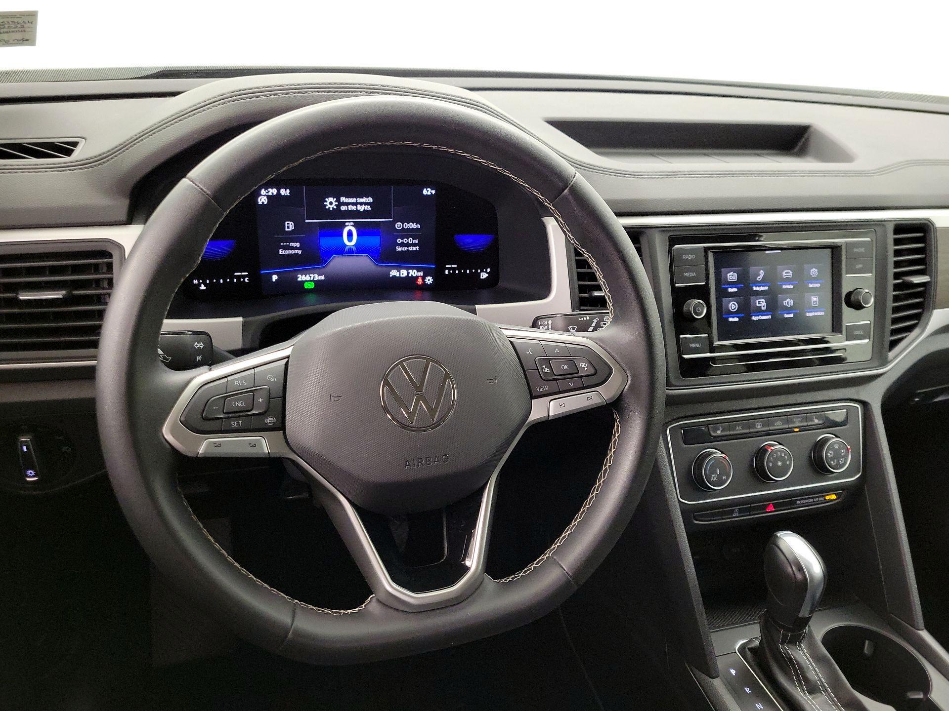 Thumbnail: 2022 Volkswagen Atlas - 10