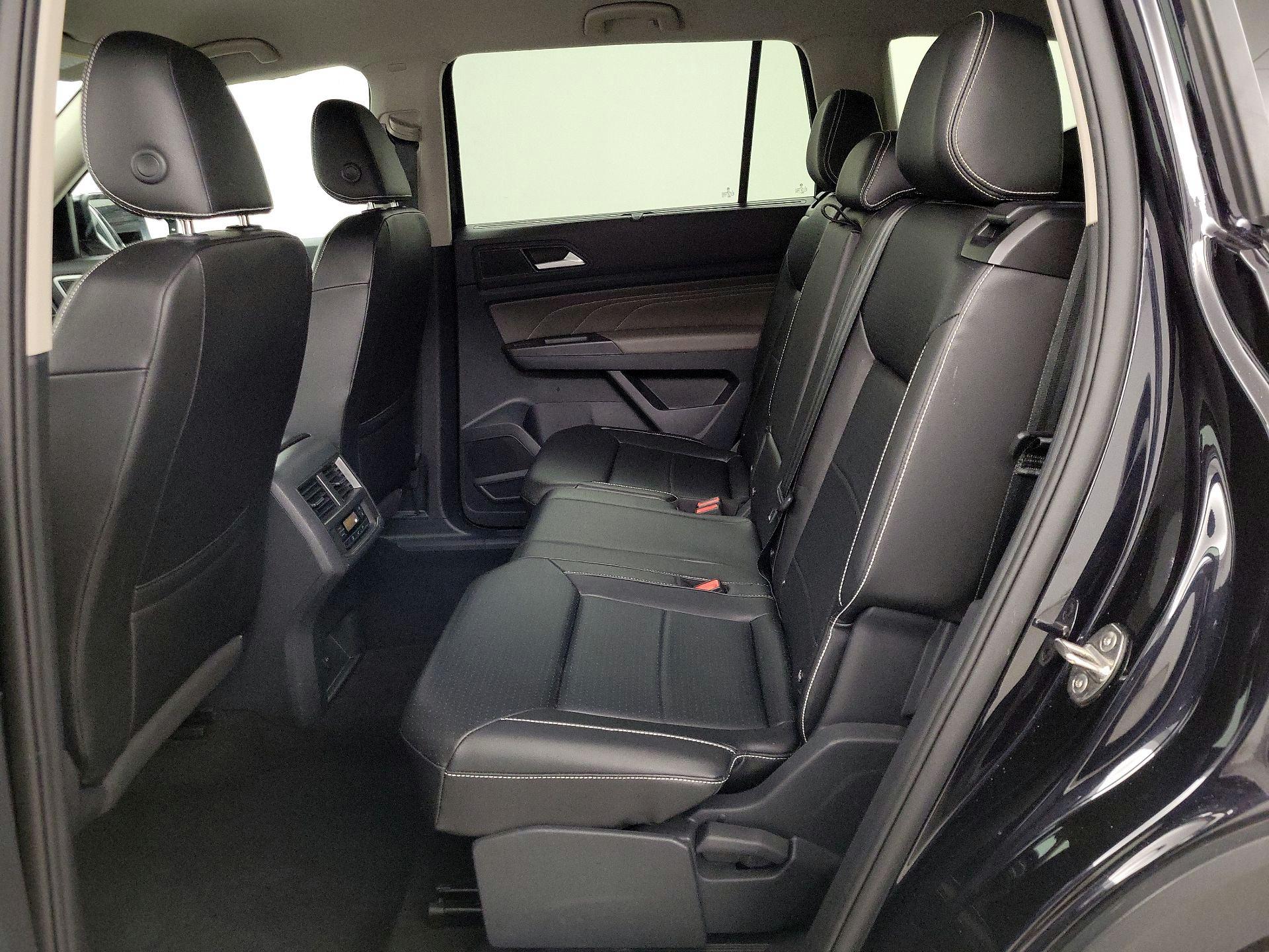 Thumbnail: 2022 Volkswagen Atlas - 18