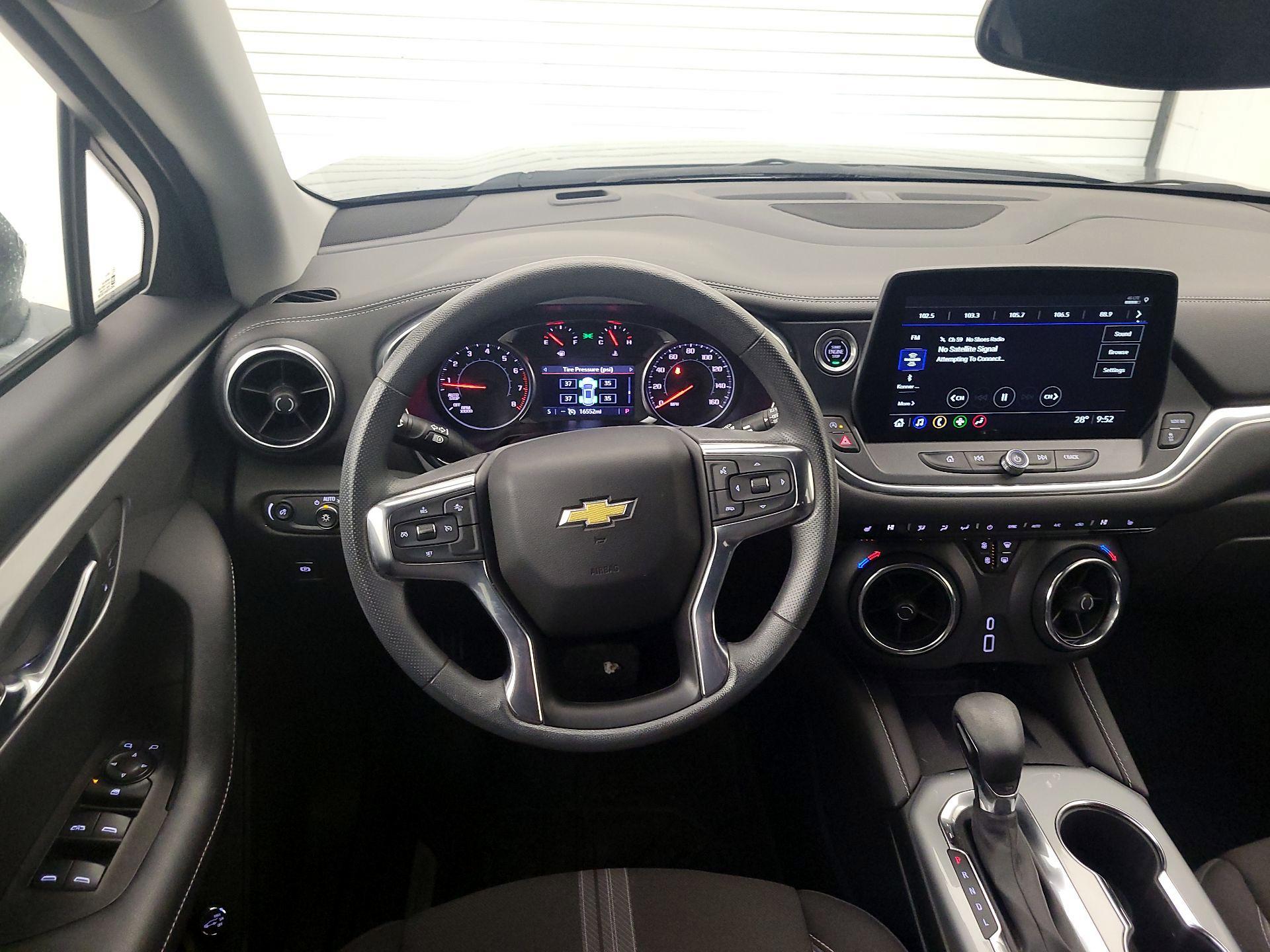 Thumbnail: 2023 Chevrolet Blazer - 10