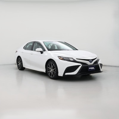 White 2022 Toyota Camry Hybrid SE