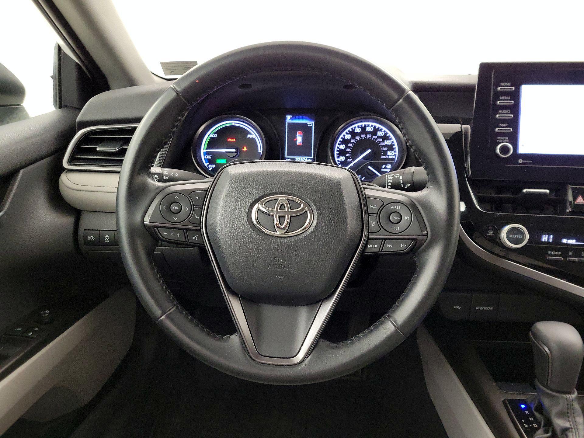 Thumbnail: 2022 Toyota Camry - 10