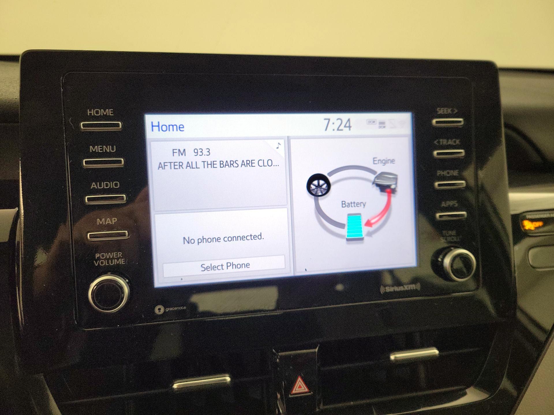 Thumbnail: 2022 Toyota Camry - 15