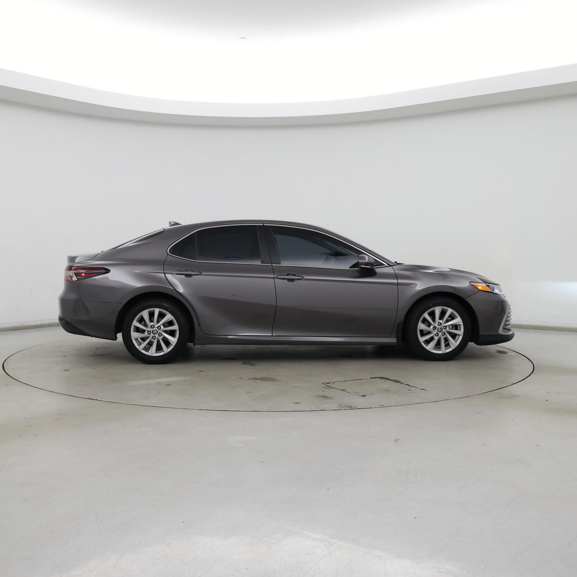 Thumbnail: 2022 Toyota Camry - 7