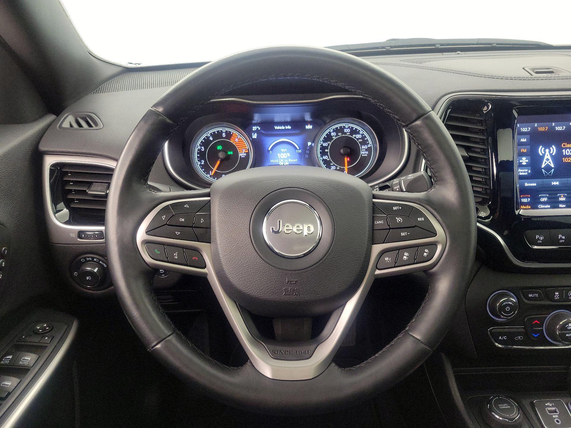 Thumbnail: 2021 Jeep Cherokee - 10