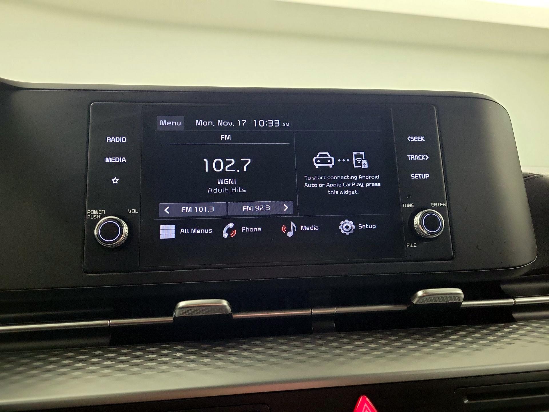 Thumbnail: 2023 Kia Carnival - 13