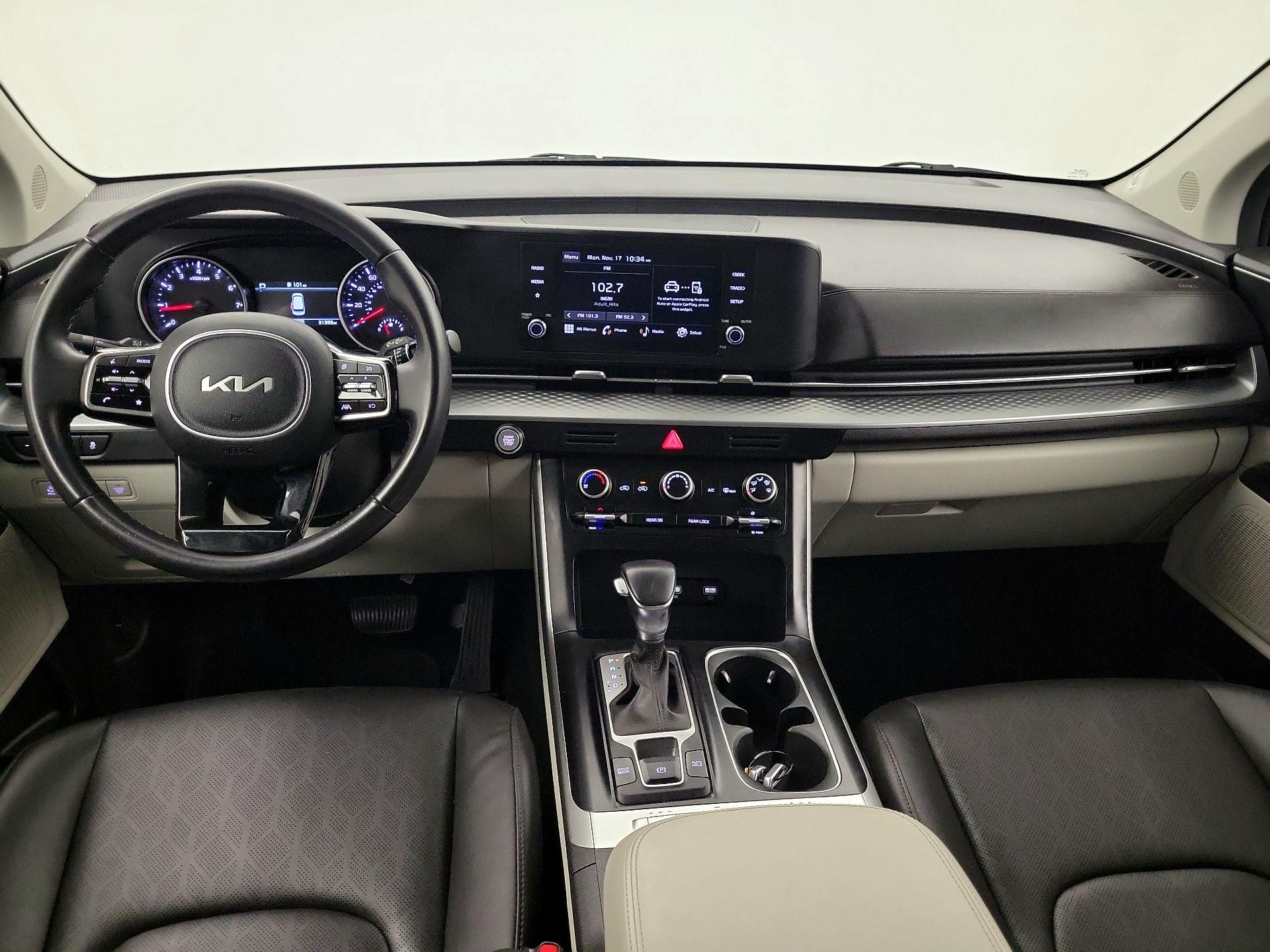 Thumbnail: 2023 Kia Carnival - 8