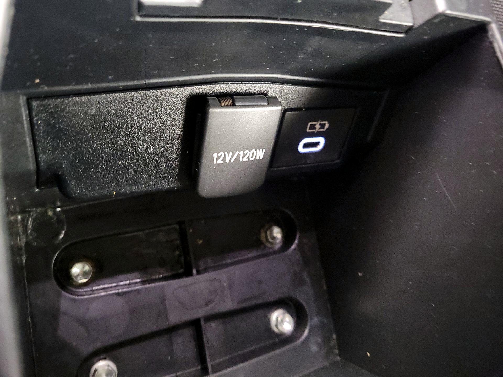 Thumbnail: 2023 Toyota Corolla - 18