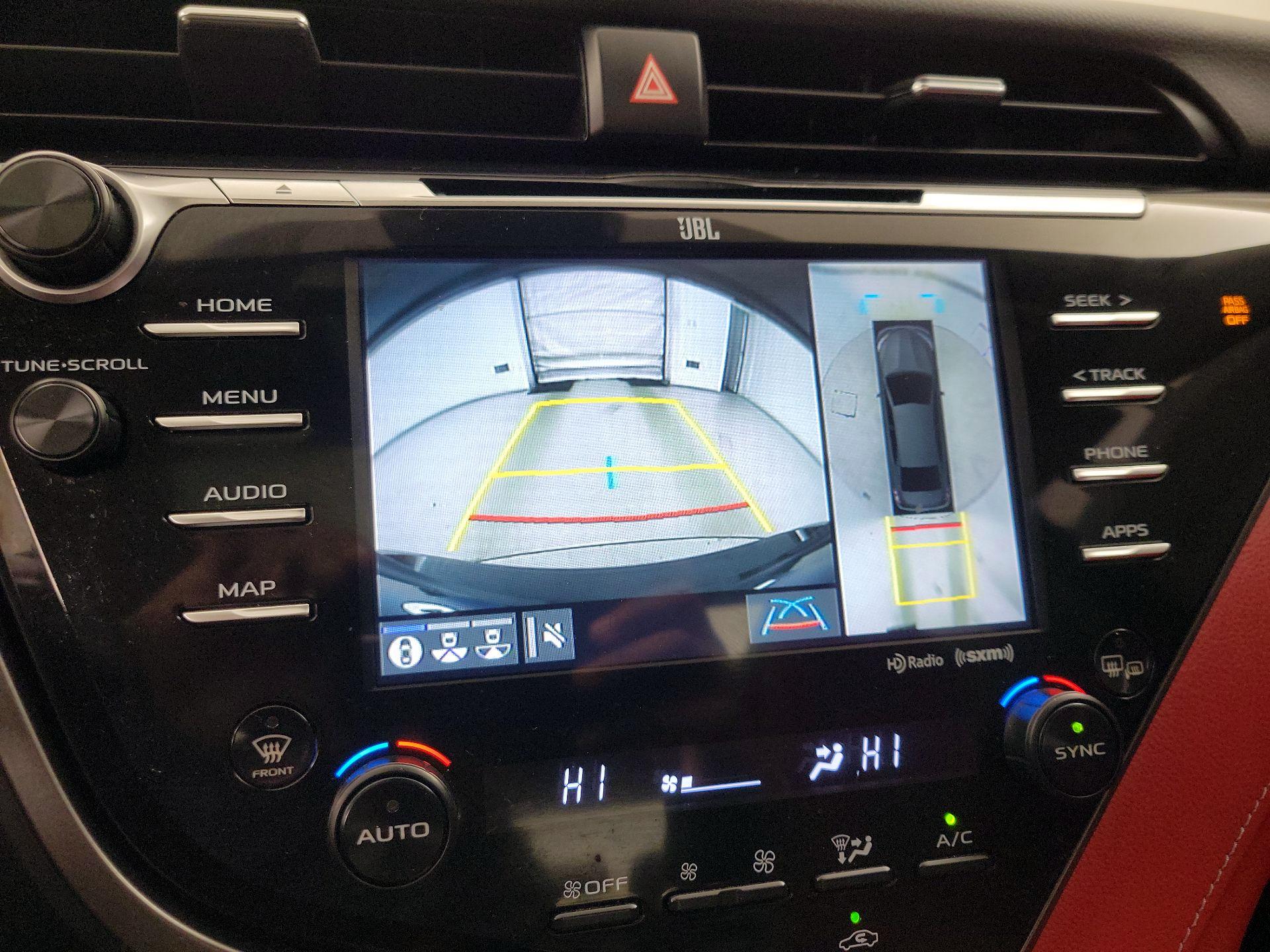 Thumbnail: 2020 Toyota Camry - 15