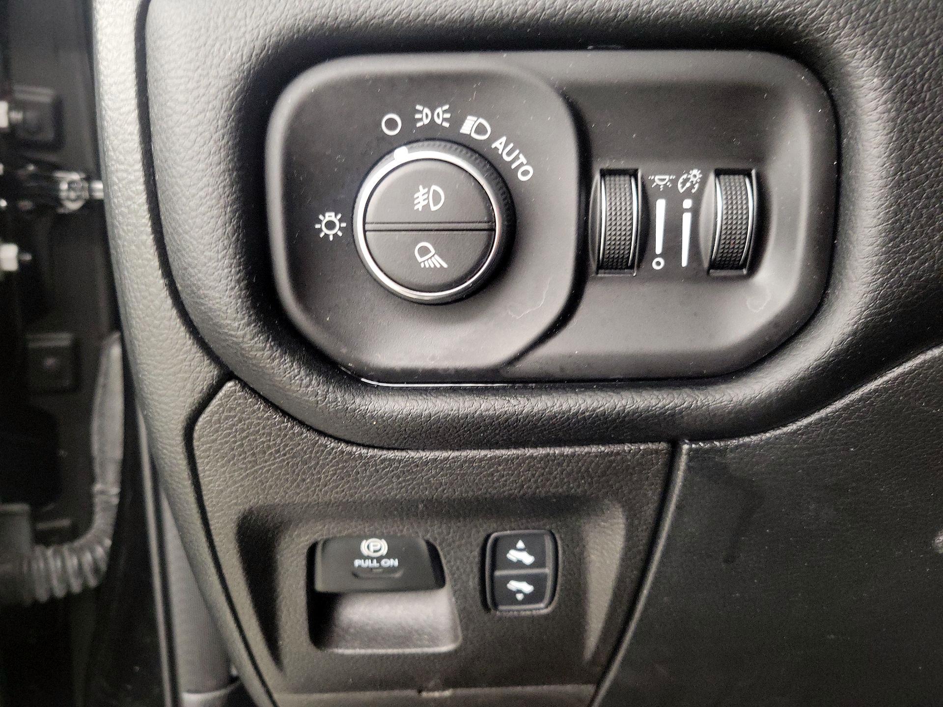 Thumbnail: 2022 RAM 1500 - 13