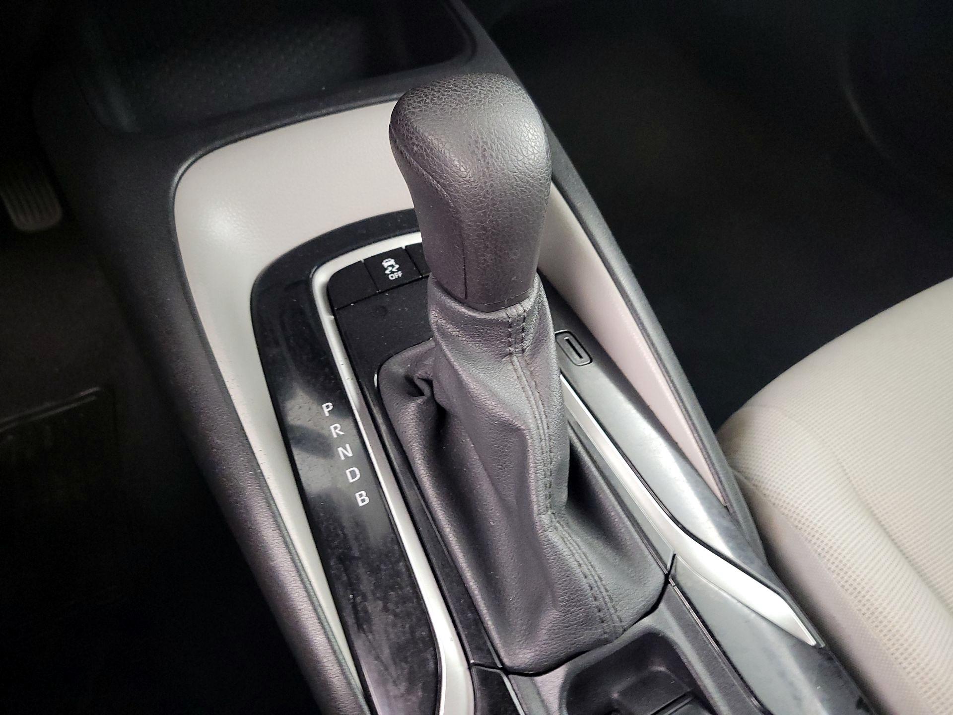 Thumbnail: 2021 Toyota Corolla - 17