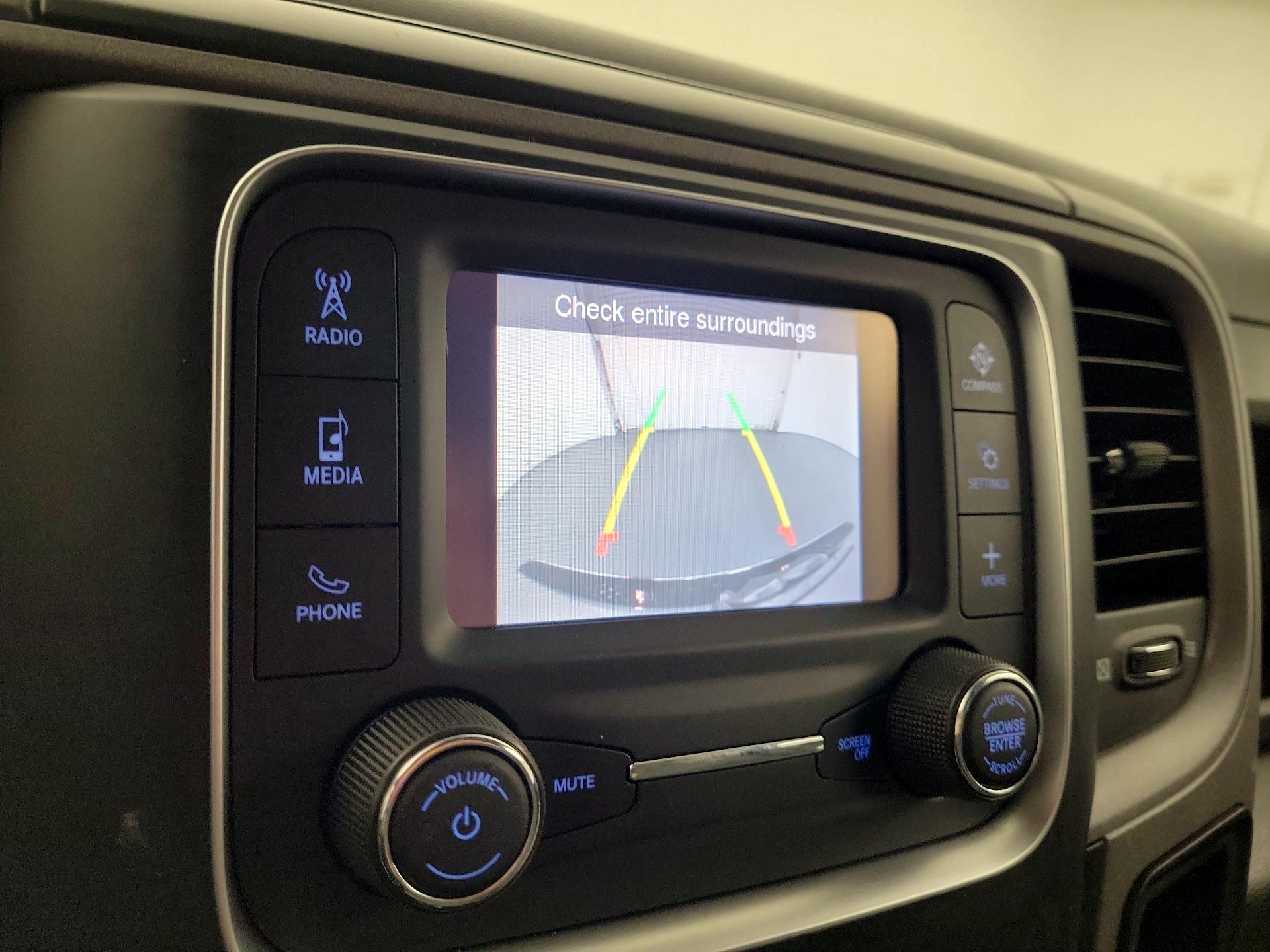 Thumbnail: 2021 RAM 1500 Classic - 12