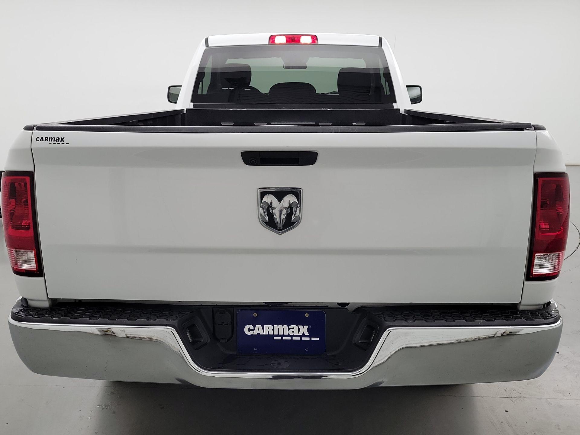 Thumbnail: 2021 RAM 1500 Classic - 6