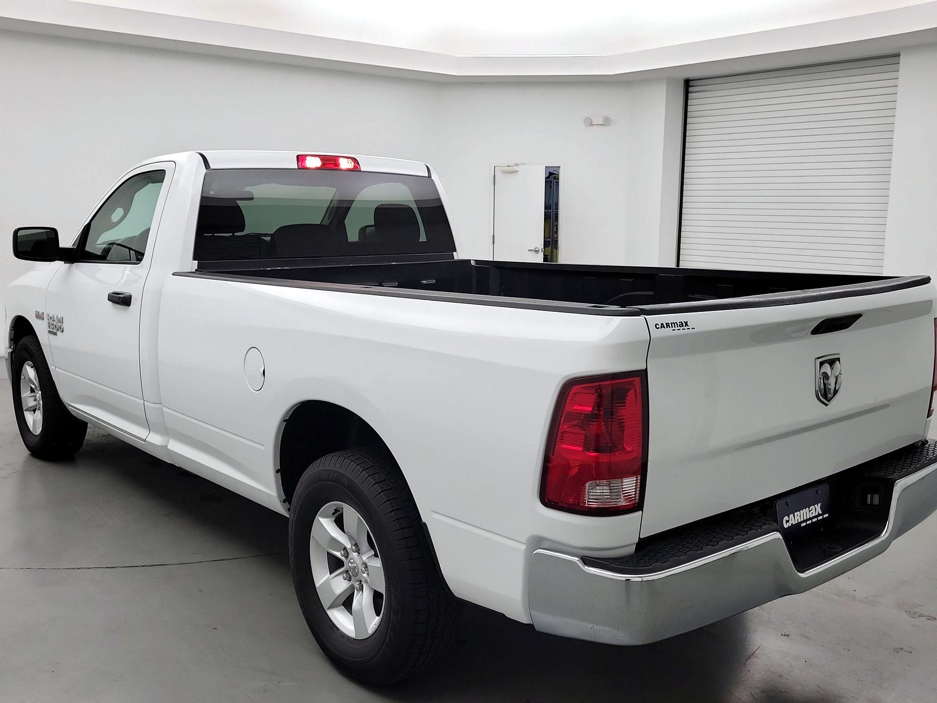 Thumbnail: 2021 RAM 1500 Classic - 7