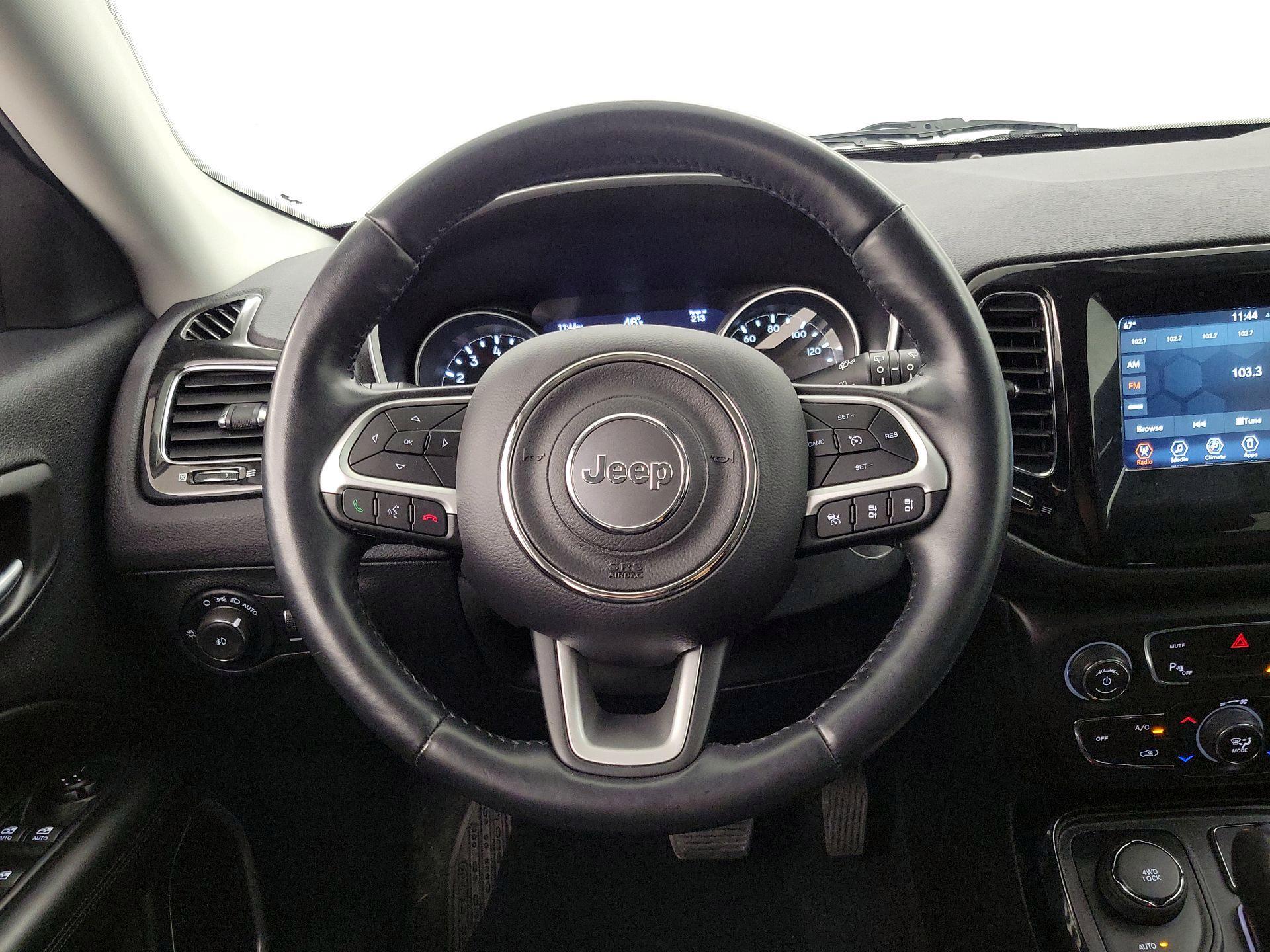 Thumbnail: 2021 Jeep Compass - 10