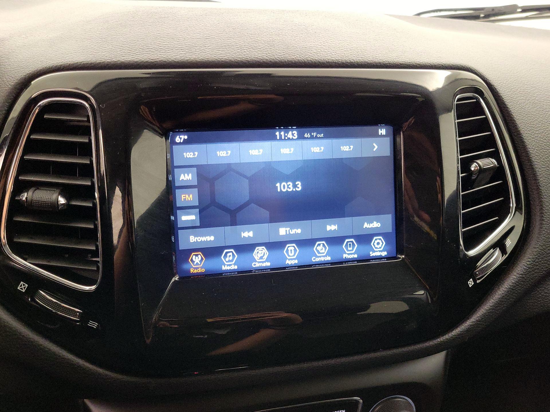 Thumbnail: 2021 Jeep Compass - 15