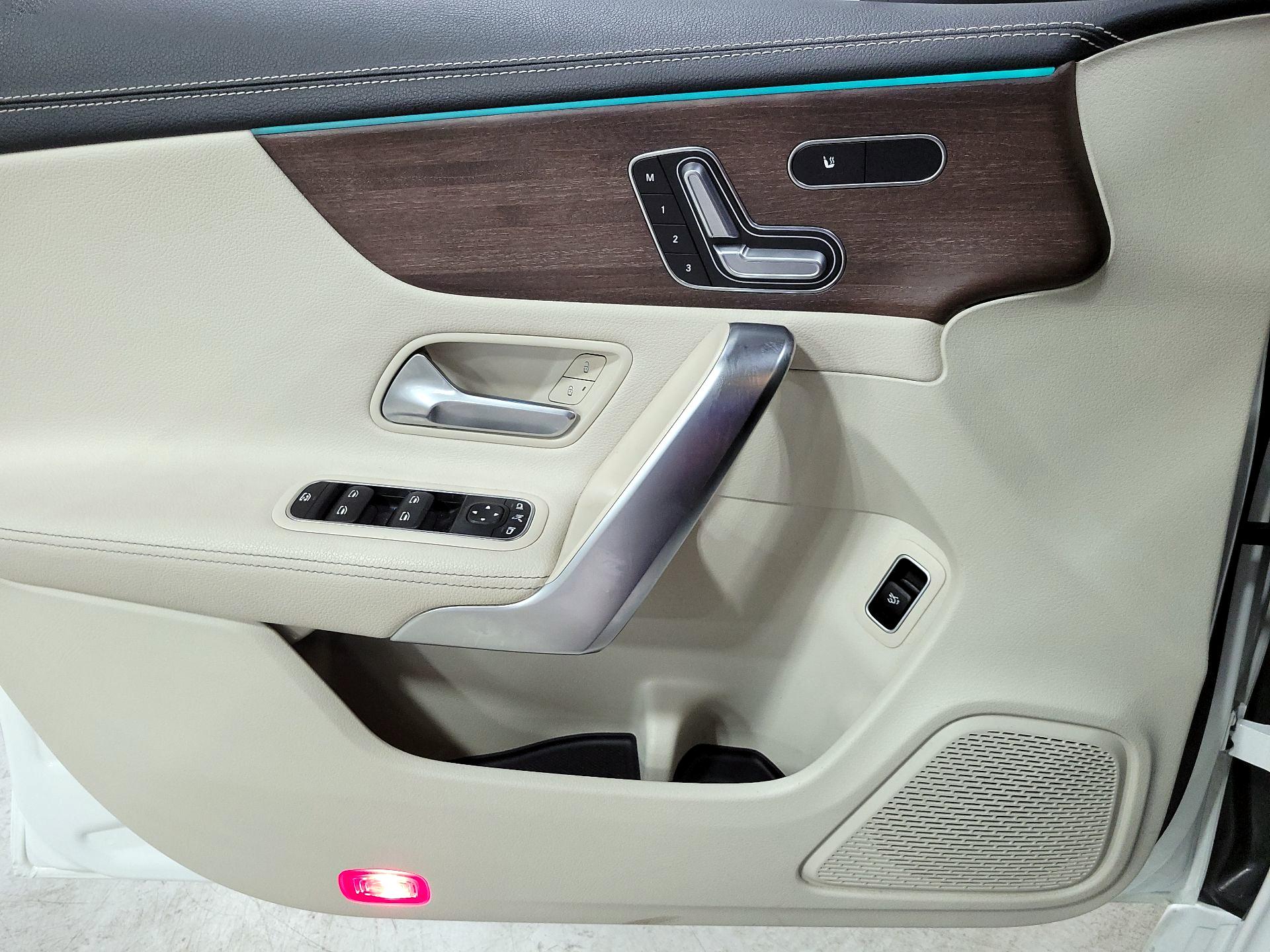 Thumbnail: 2023 Mercedes-Benz CLA - 12