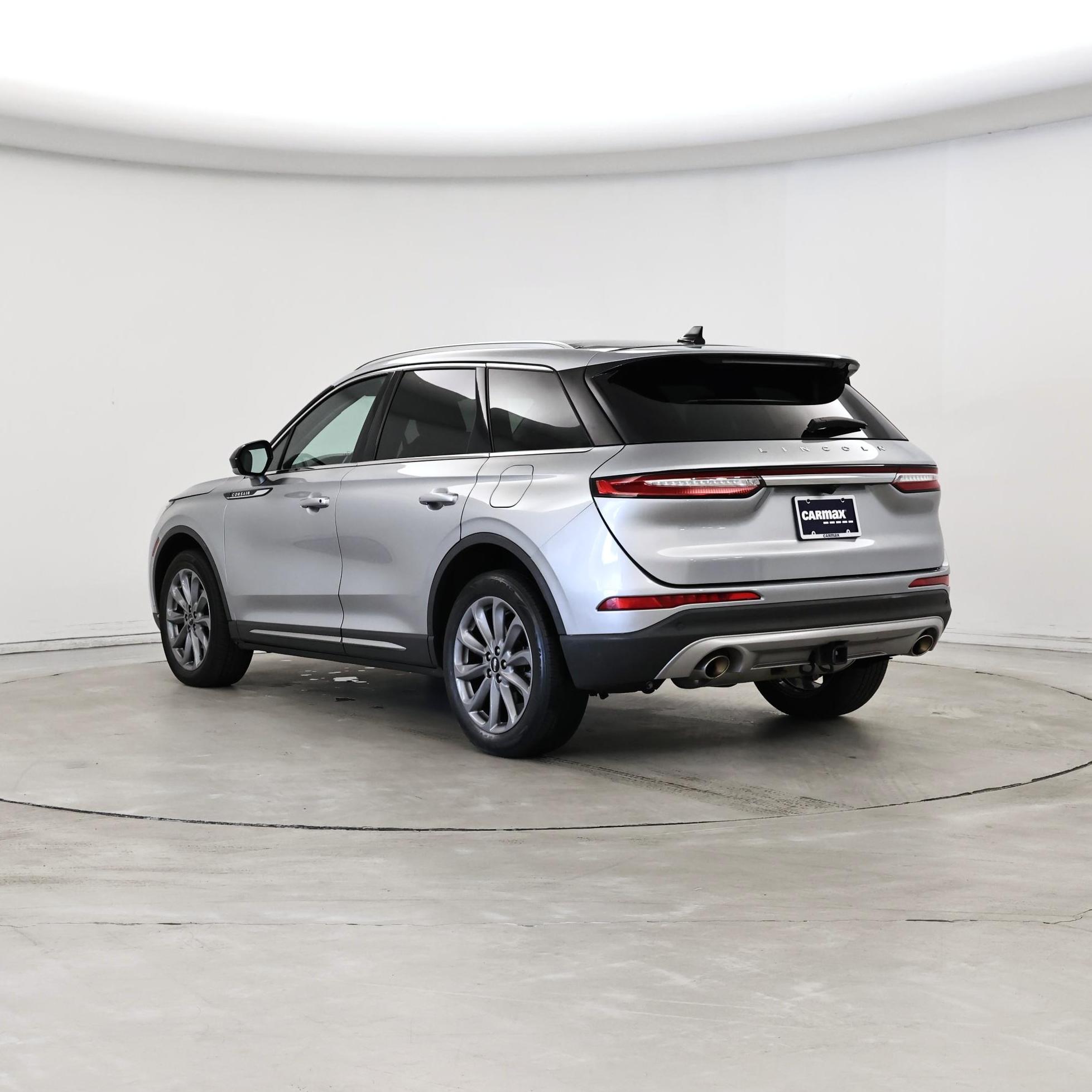 Thumbnail: 2022 Lincoln Corsair - 2