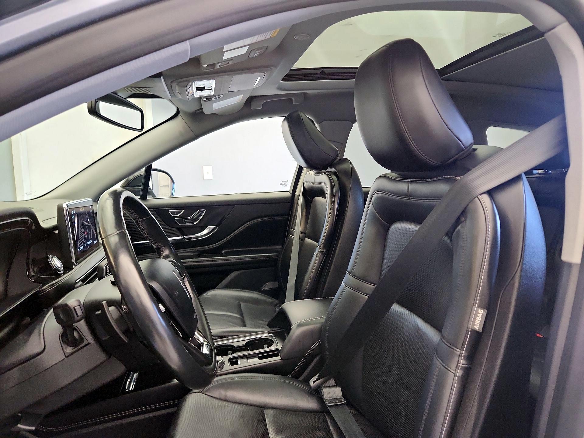 Thumbnail: 2022 Lincoln Corsair - 20