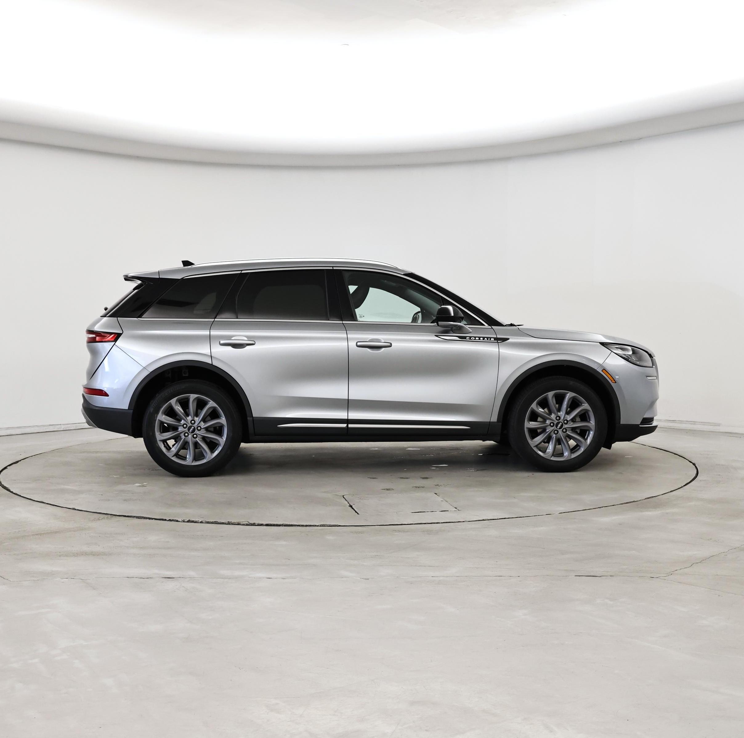 Thumbnail: 2022 Lincoln Corsair - 7