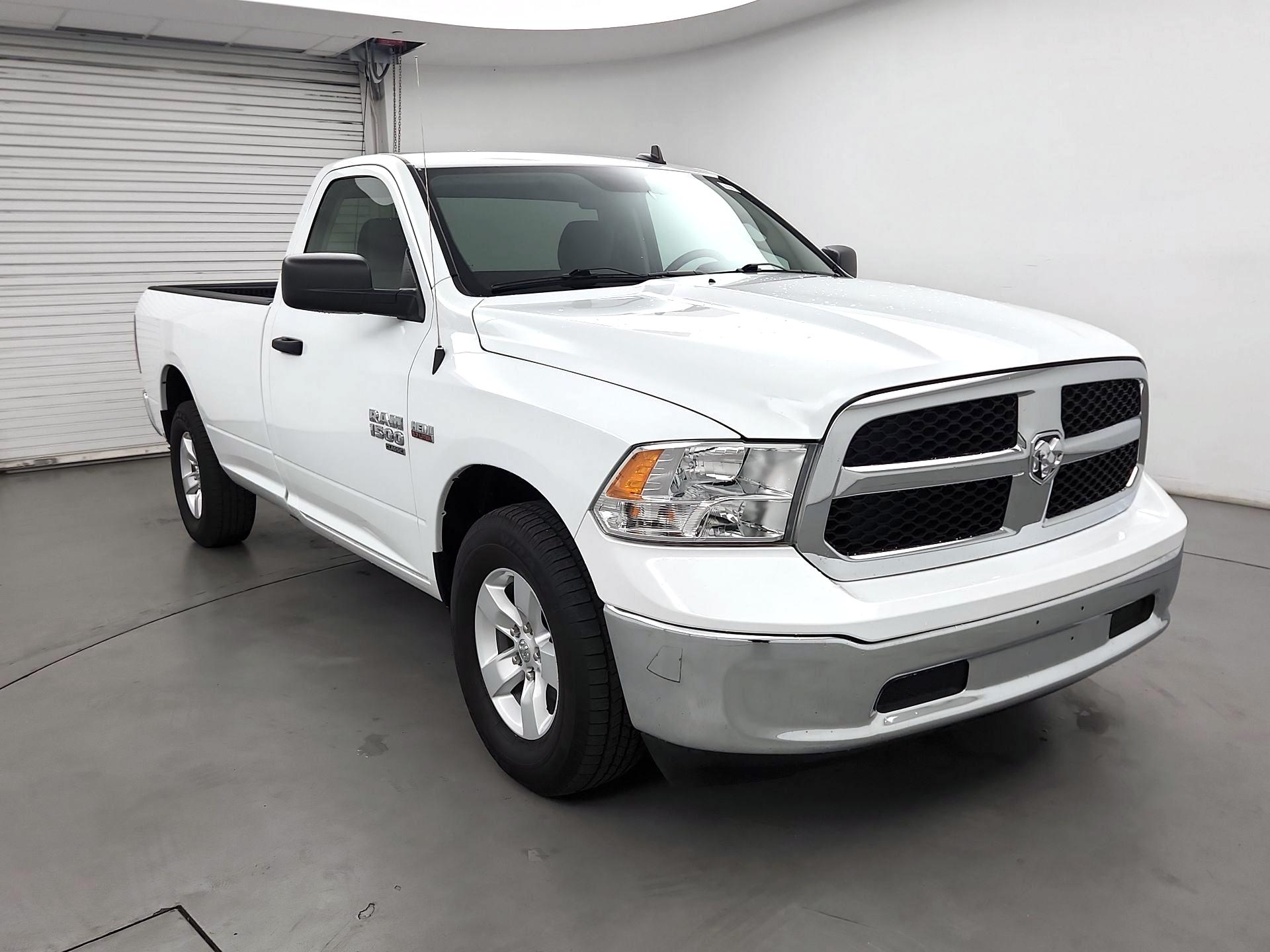 Thumbnail: 2022 RAM 1500 Classic - 1