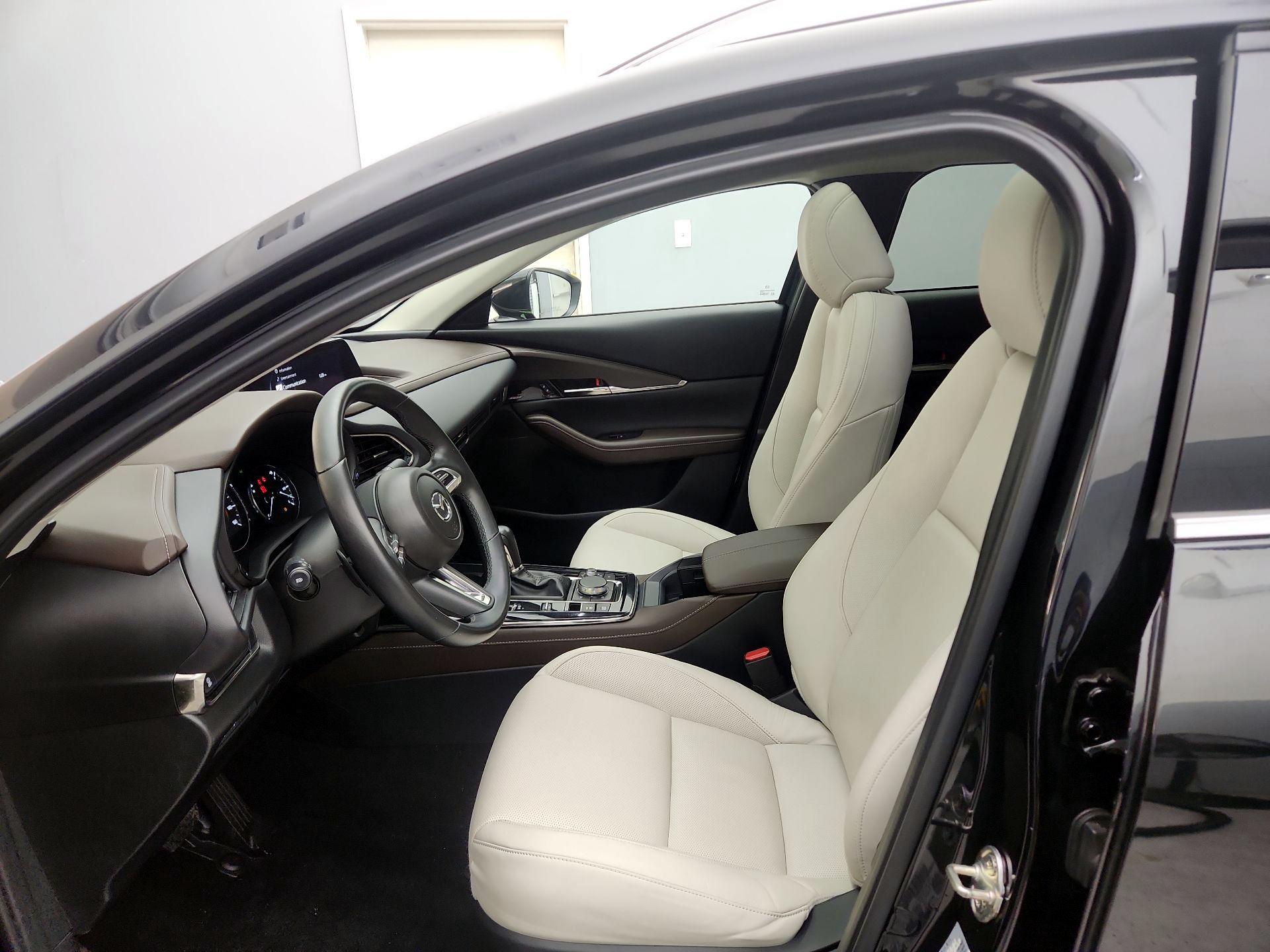 Thumbnail: 2022 Mazda CX-30 - 11