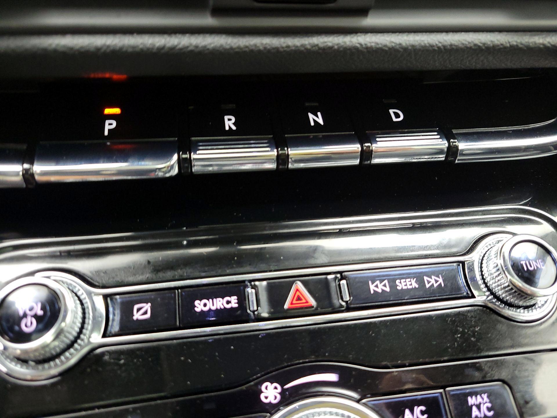 Thumbnail: 2022 Lincoln Corsair - 18