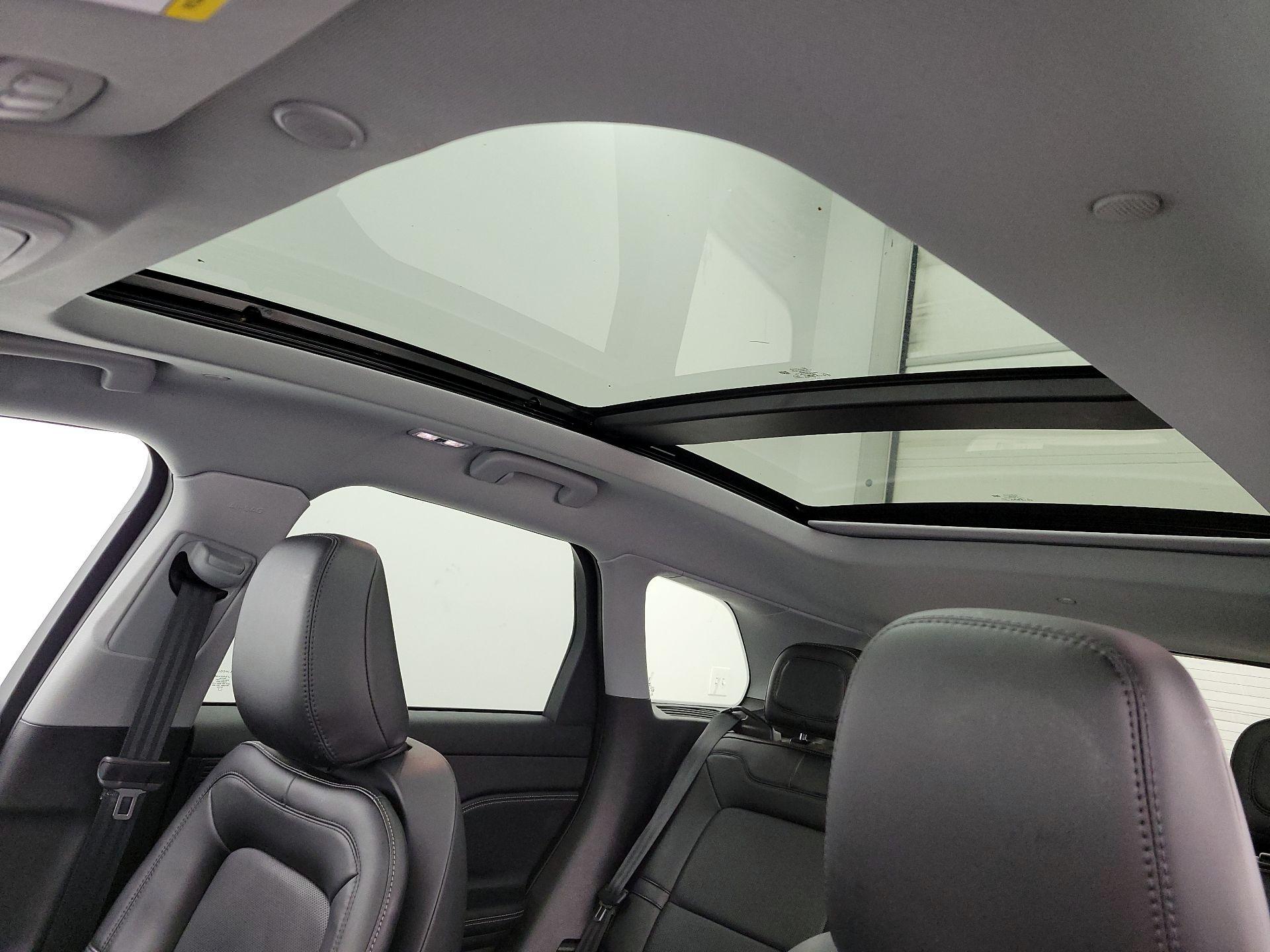 Thumbnail: 2022 Lincoln Corsair - 20