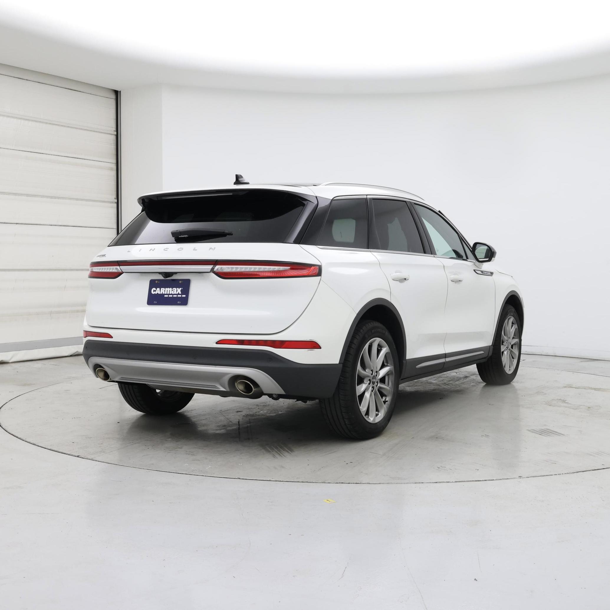 Thumbnail: 2022 Lincoln Corsair - 8