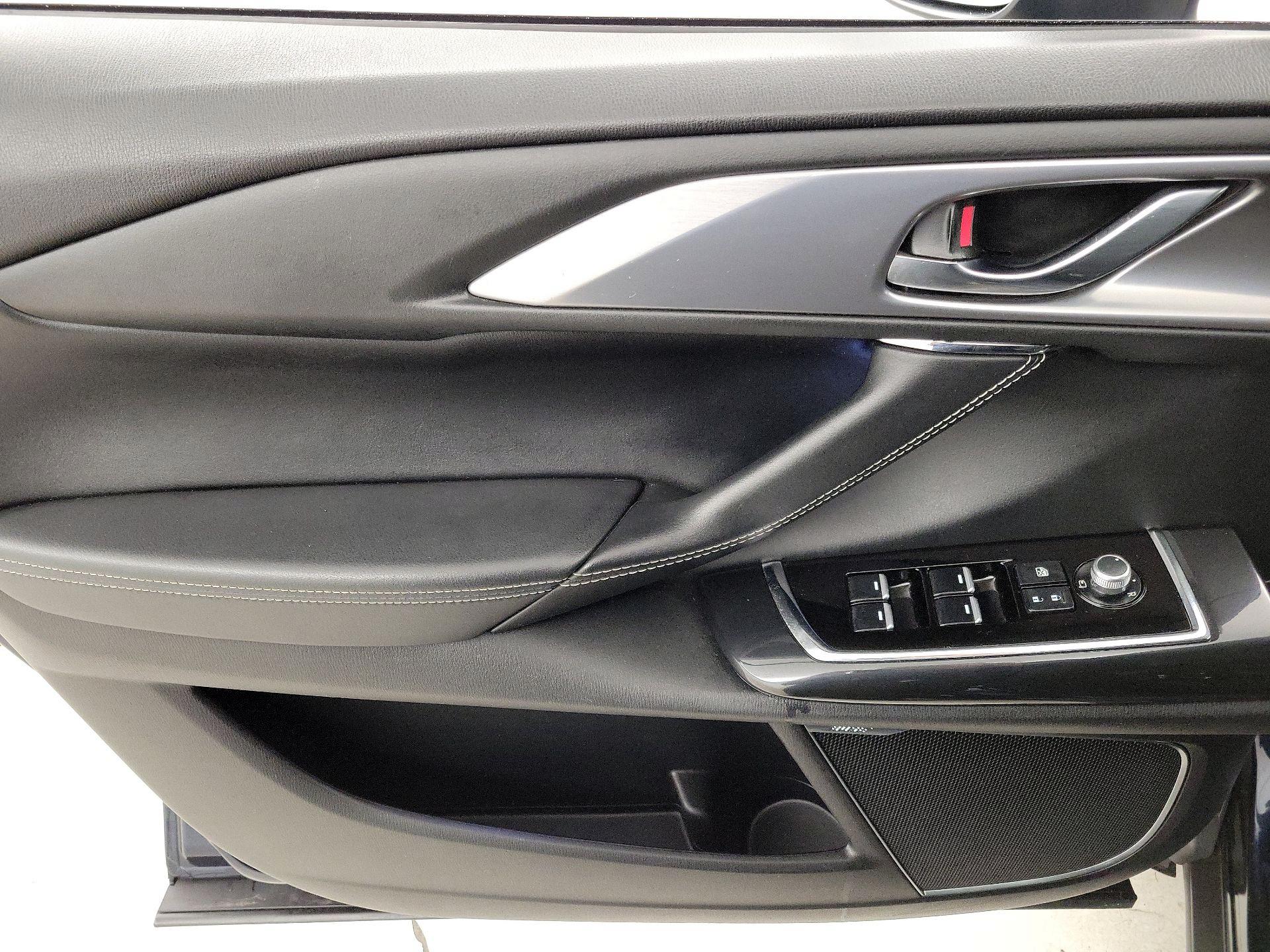 Thumbnail: 2022 Mazda CX-9 - 12