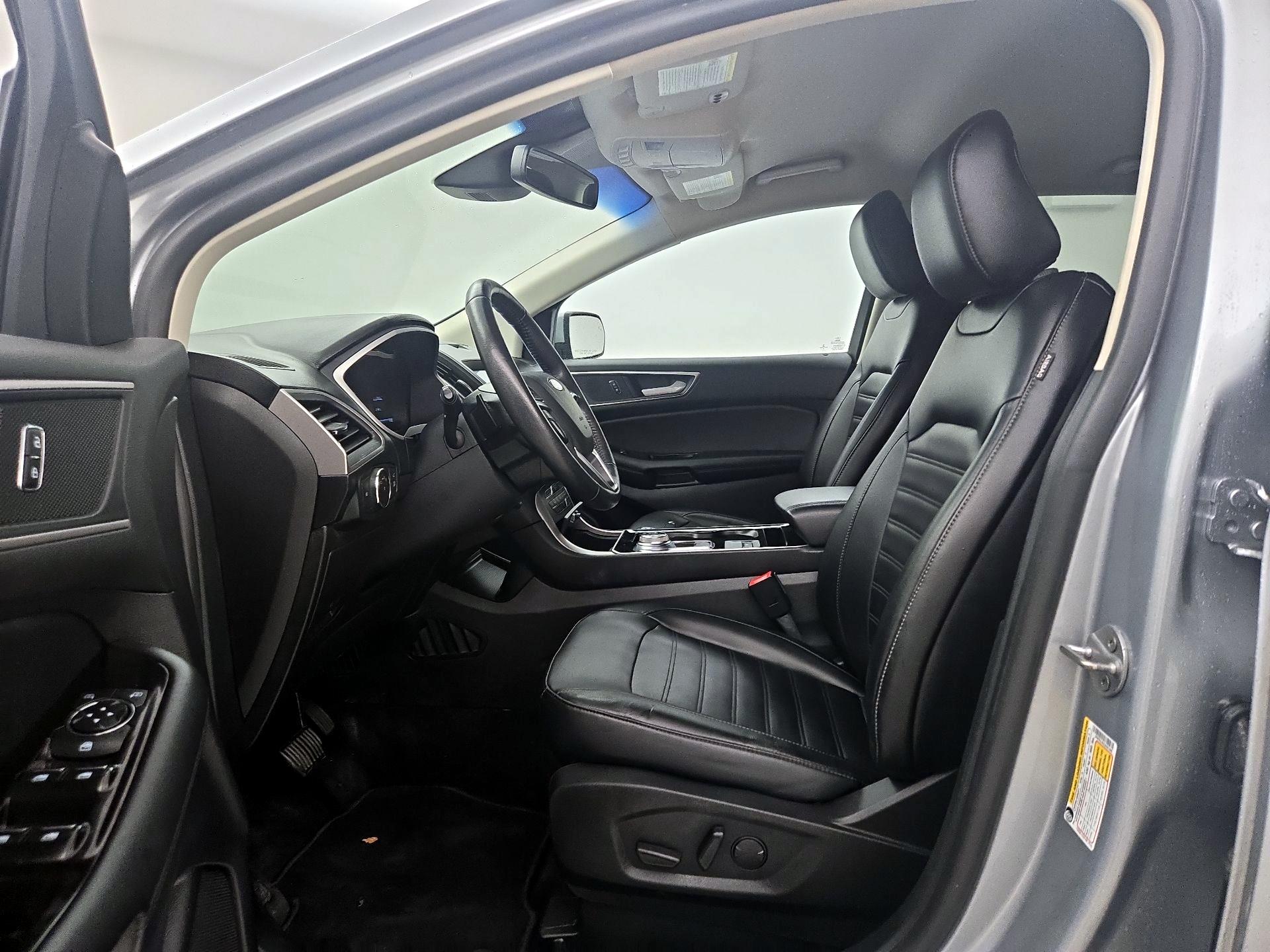 Thumbnail: 2020 Ford Edge - 11