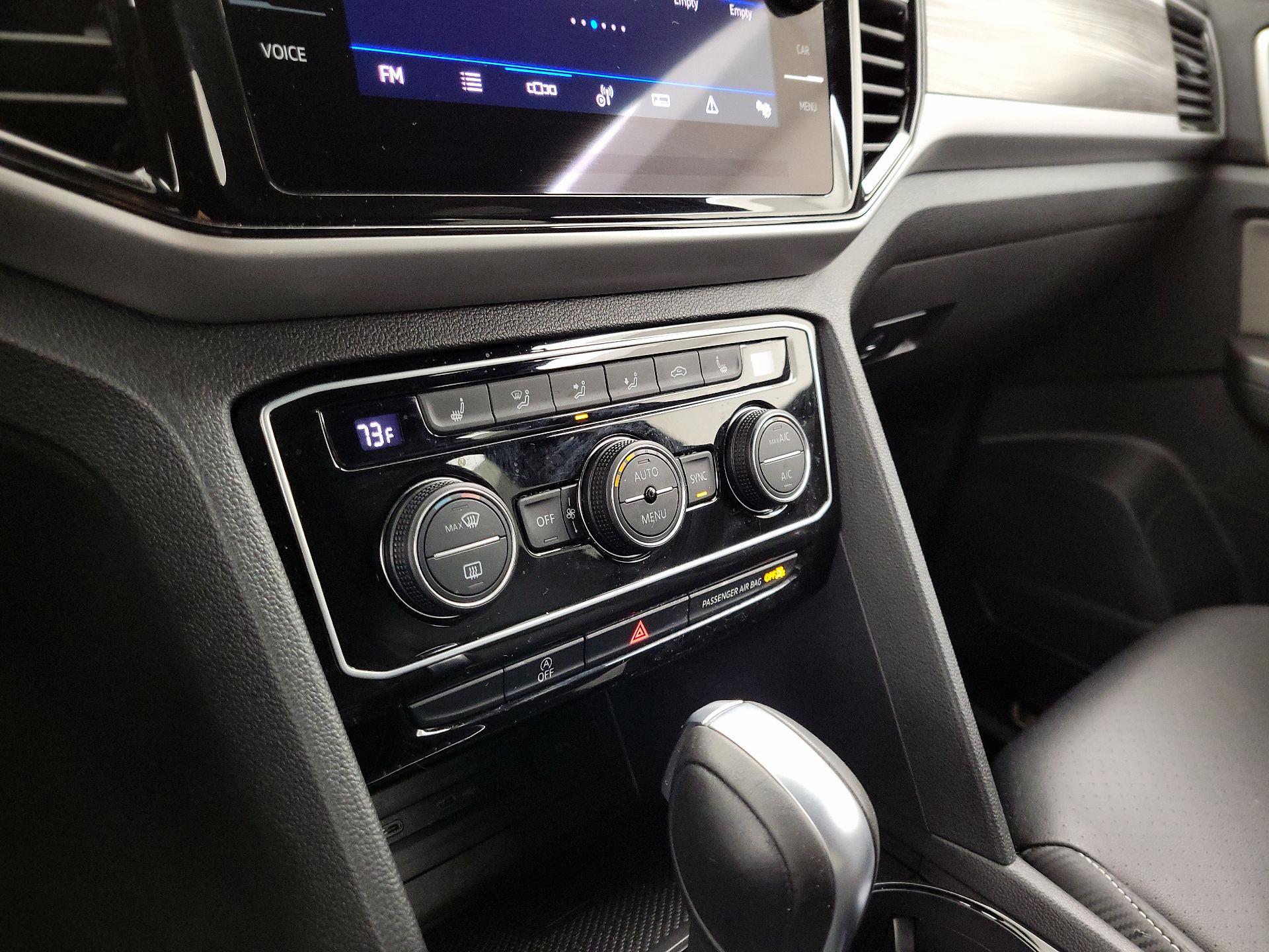 Thumbnail: 2023 Volkswagen Atlas - 16